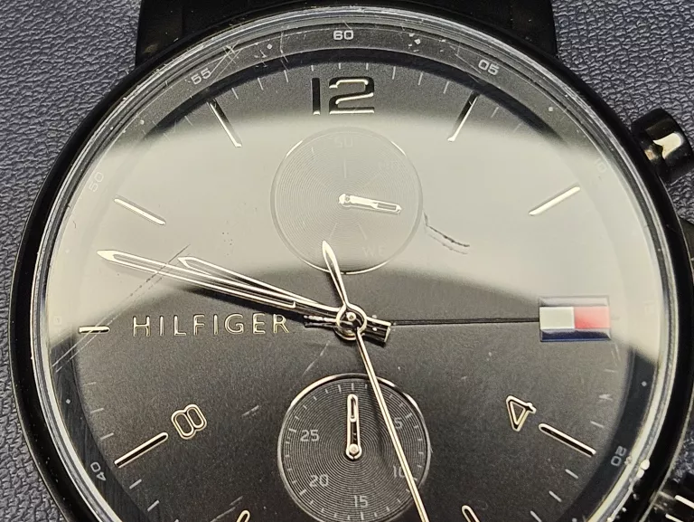 zegarek-tommy-hilfiger-365114-pud-porysowane-szklo-rodzaj-129220-1