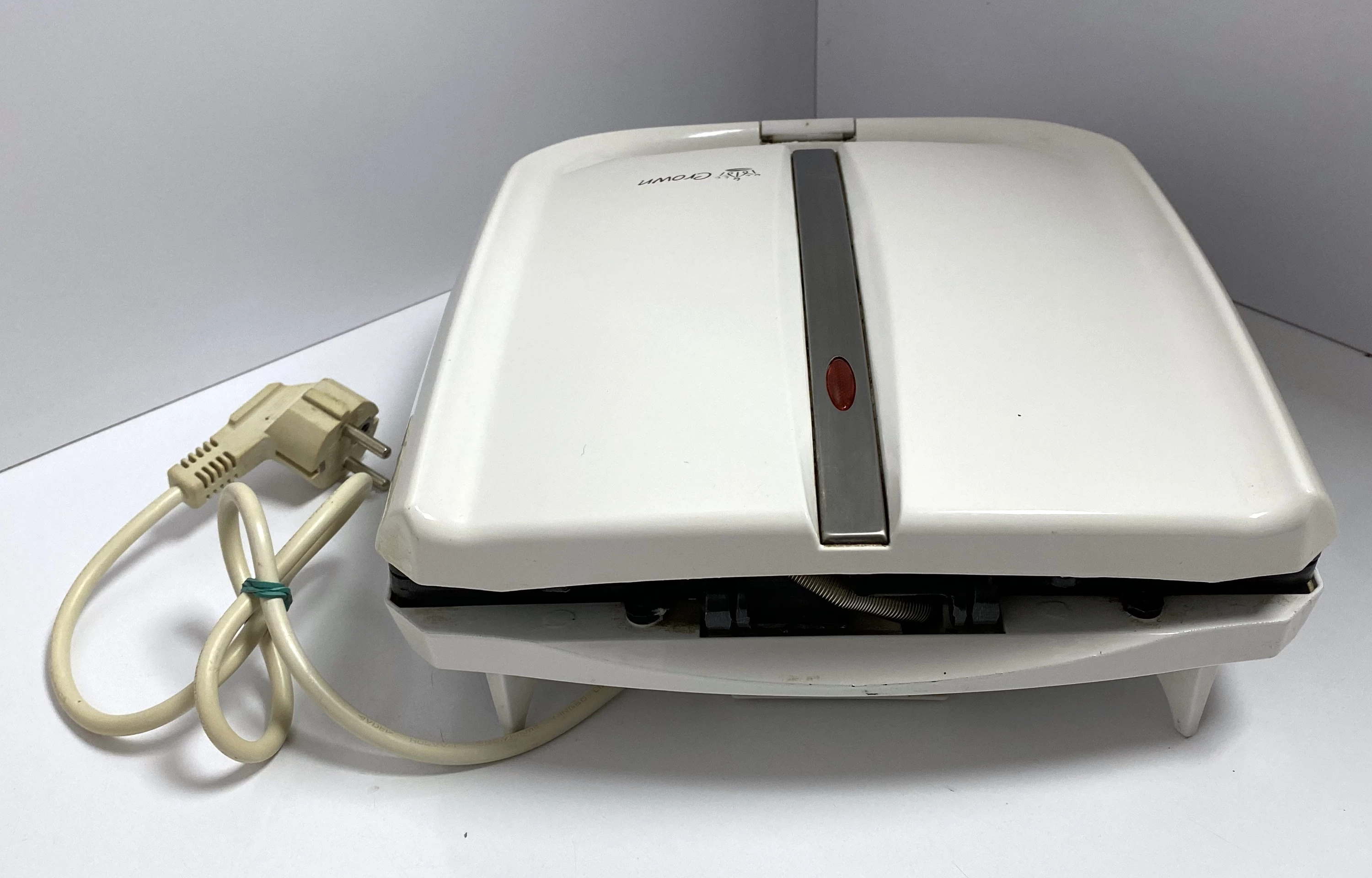 urzadzenie-do-wypieku-orzeszkow-crown-dat-786-kolor-dominujacy-129357-3