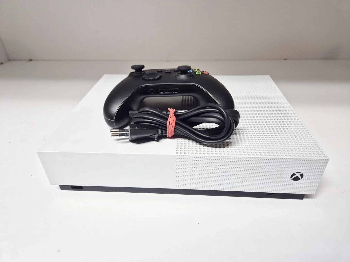 konsola-xbox-one-s-1-tb-all-digital-edition-m1681-spoldzielcza-13-sj-starachowice