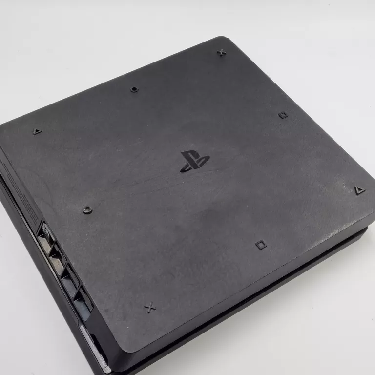 konsola-playstation-4-slim-1tb-2-pady-gry-w-zestawie-205998-225570