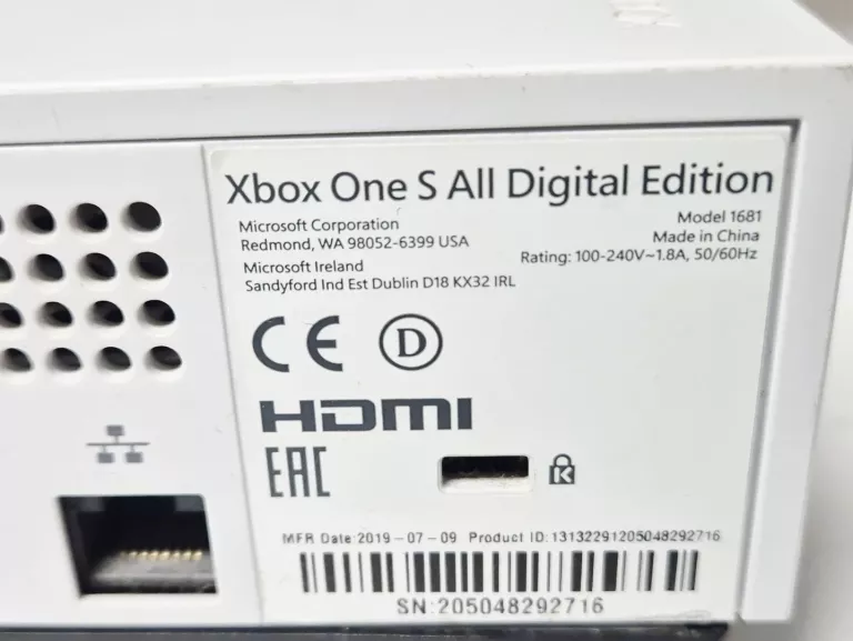 konsola-xbox-one-s-1-tb-all-digital-edition-m1681-gry-w-zestawie-205998-225574