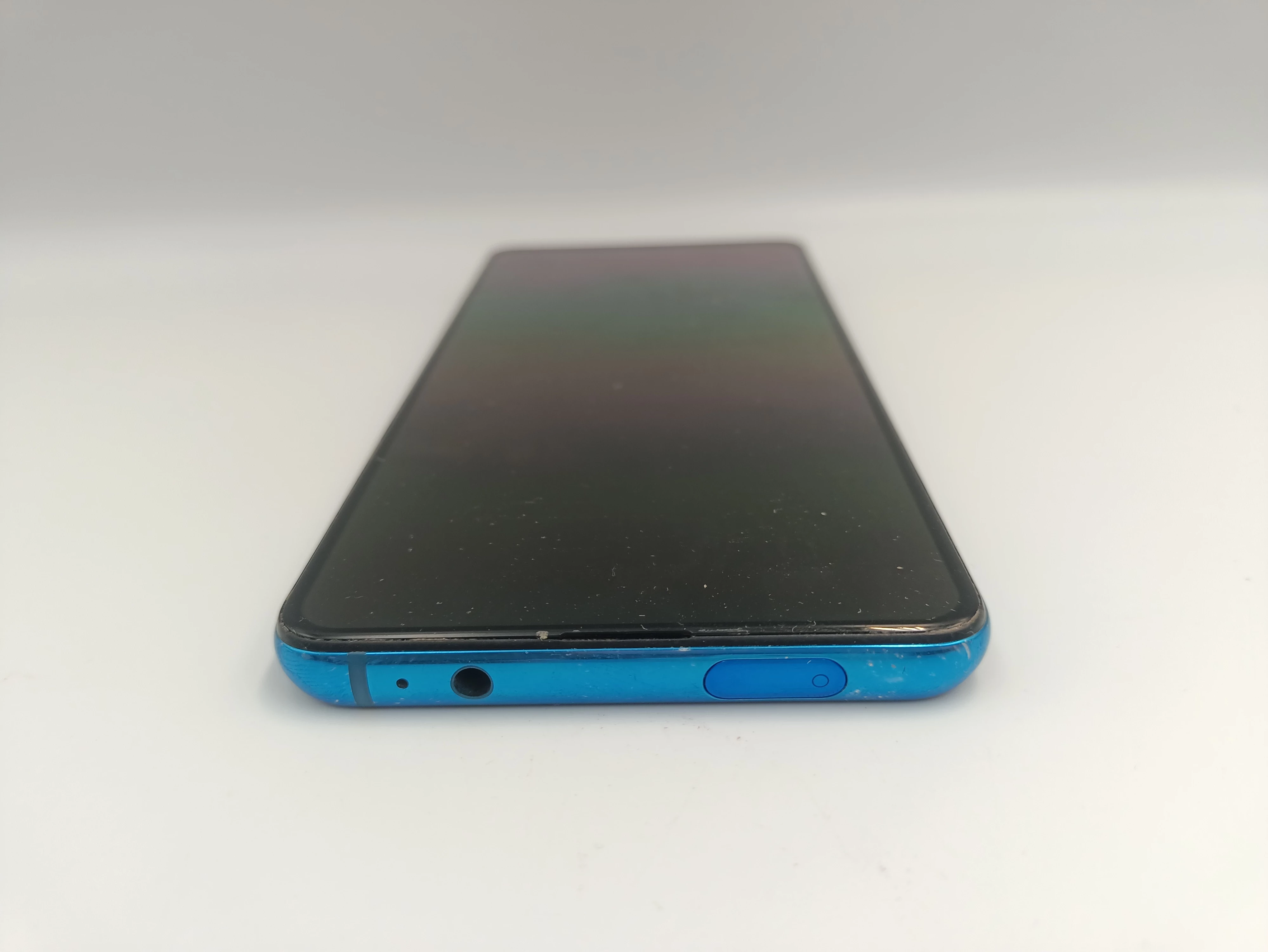 telefon-xiaomi-mi-9t-6gb128gb-kod-producenta-mzb7721eu