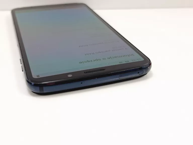 telefon-motorola-moto-z3-play-464-gb-przekatna-ekranu-600