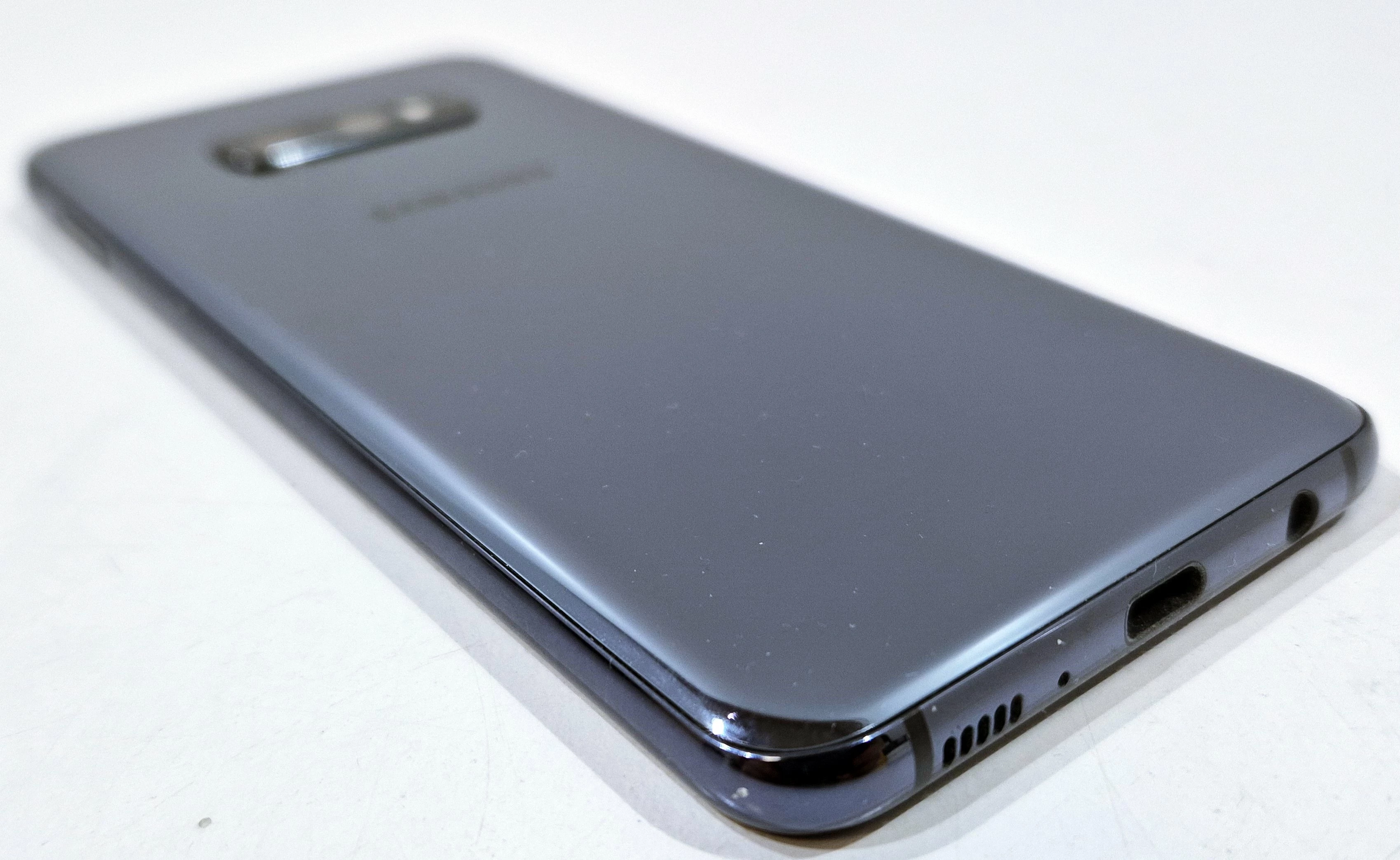 telefon-samsung-galaxy-s10e-6128gb-typ-202685-212929