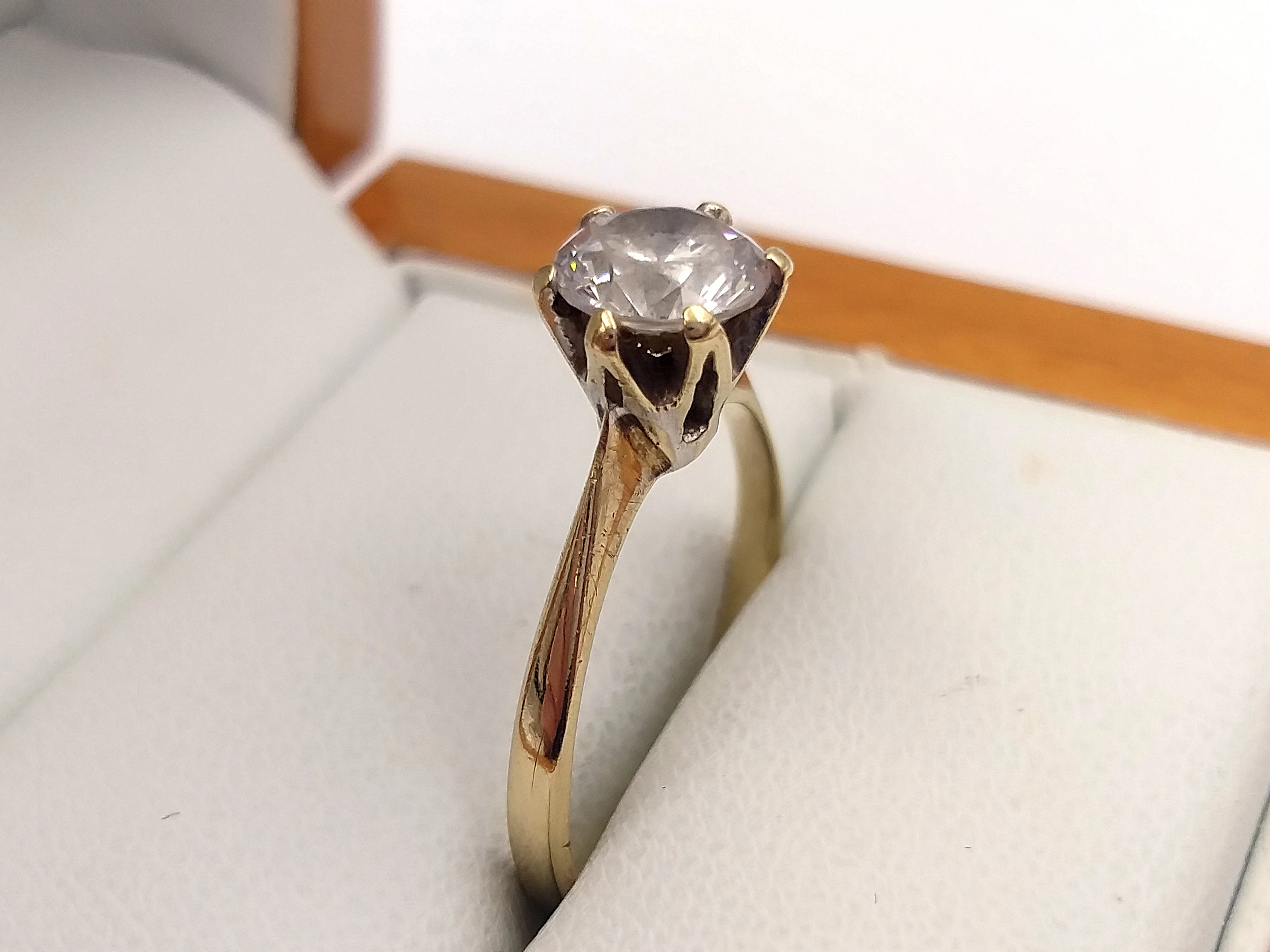 zloty-pierscionek-z-cyrkonia-333-197-g-r-16-material-15835-2