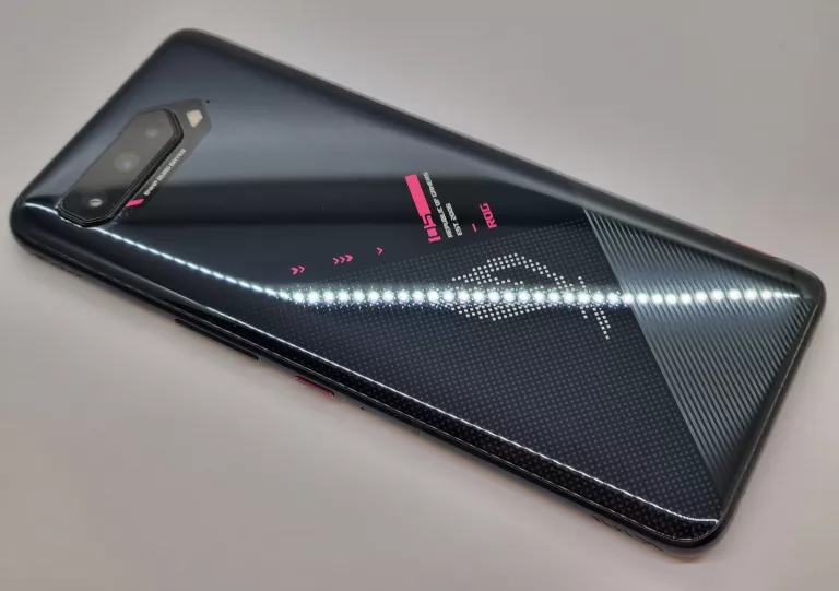 asus-rog-phone-5-zs673ks-16gb256gb-black-pad-rog-kunai-3-chlodzenie-stan-11323-2