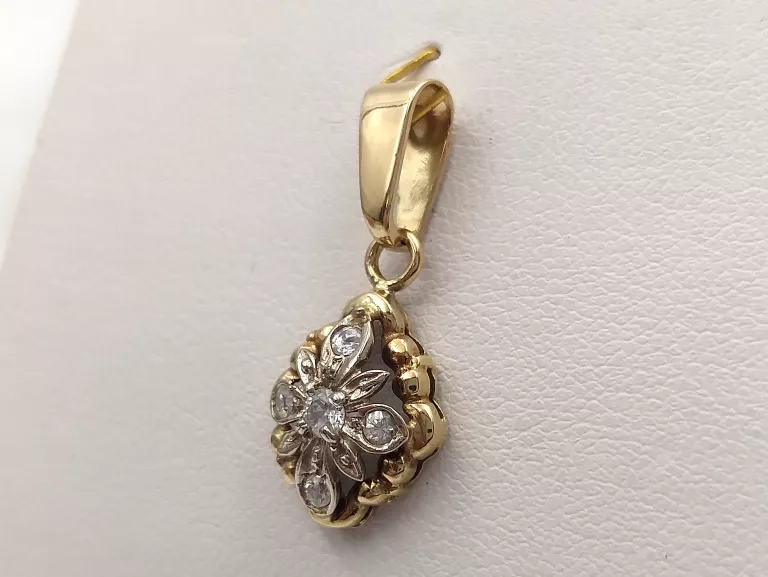 zlota-zawieszka-z-cyrkoniami-333-198-g-stan-11323-2