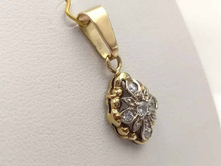 zlota-zawieszka-z-cyrkoniami-333-198-g-ean-gtin-6932308200049