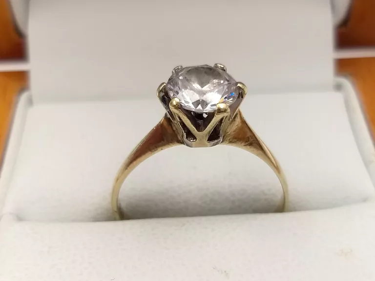 zloty-pierscionek-z-cyrkonia-333-197-g-r-16-rodzaj-2205-2