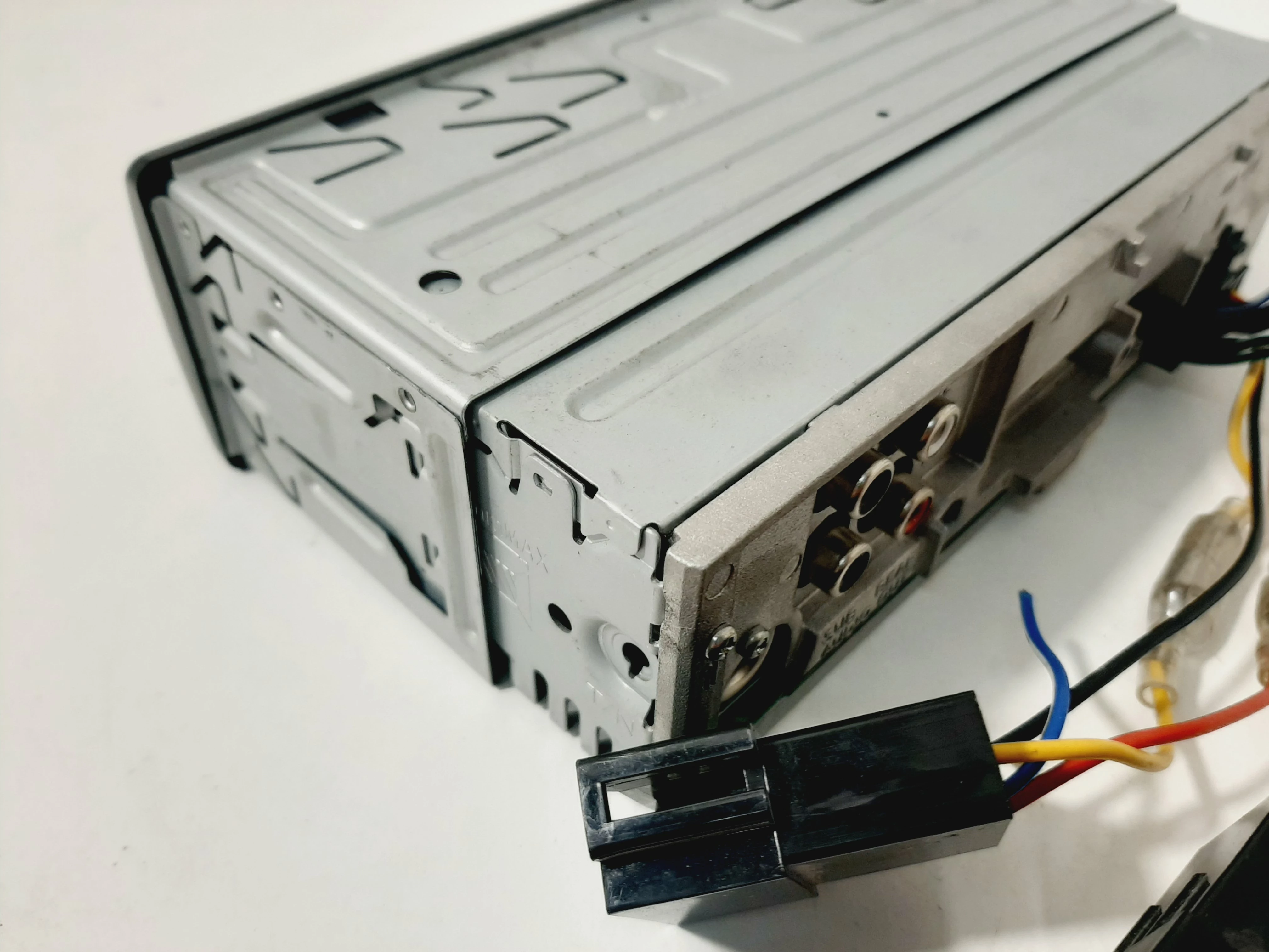 radio-samochodowe-sony-dsx-a410bt-rodzaje-odtwarzanych-nosnikow-205774-16