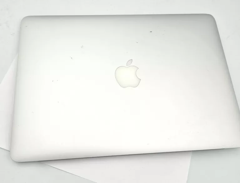 laptop-macbook-air-13-inch-2017-przekatna-ekranu-1300