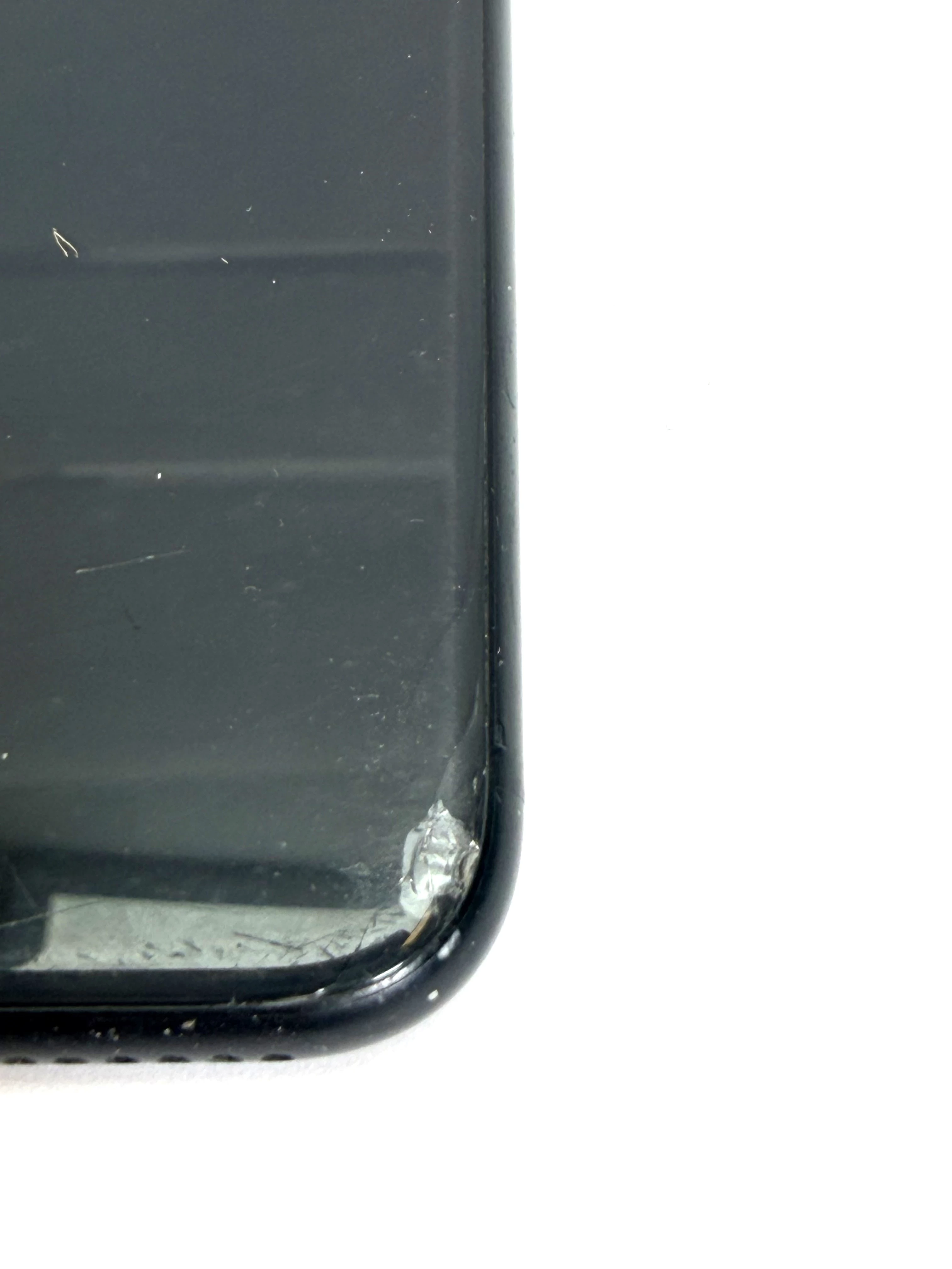 telefon-iphone-se-2020-64-gb-przekatna-ekranu-470