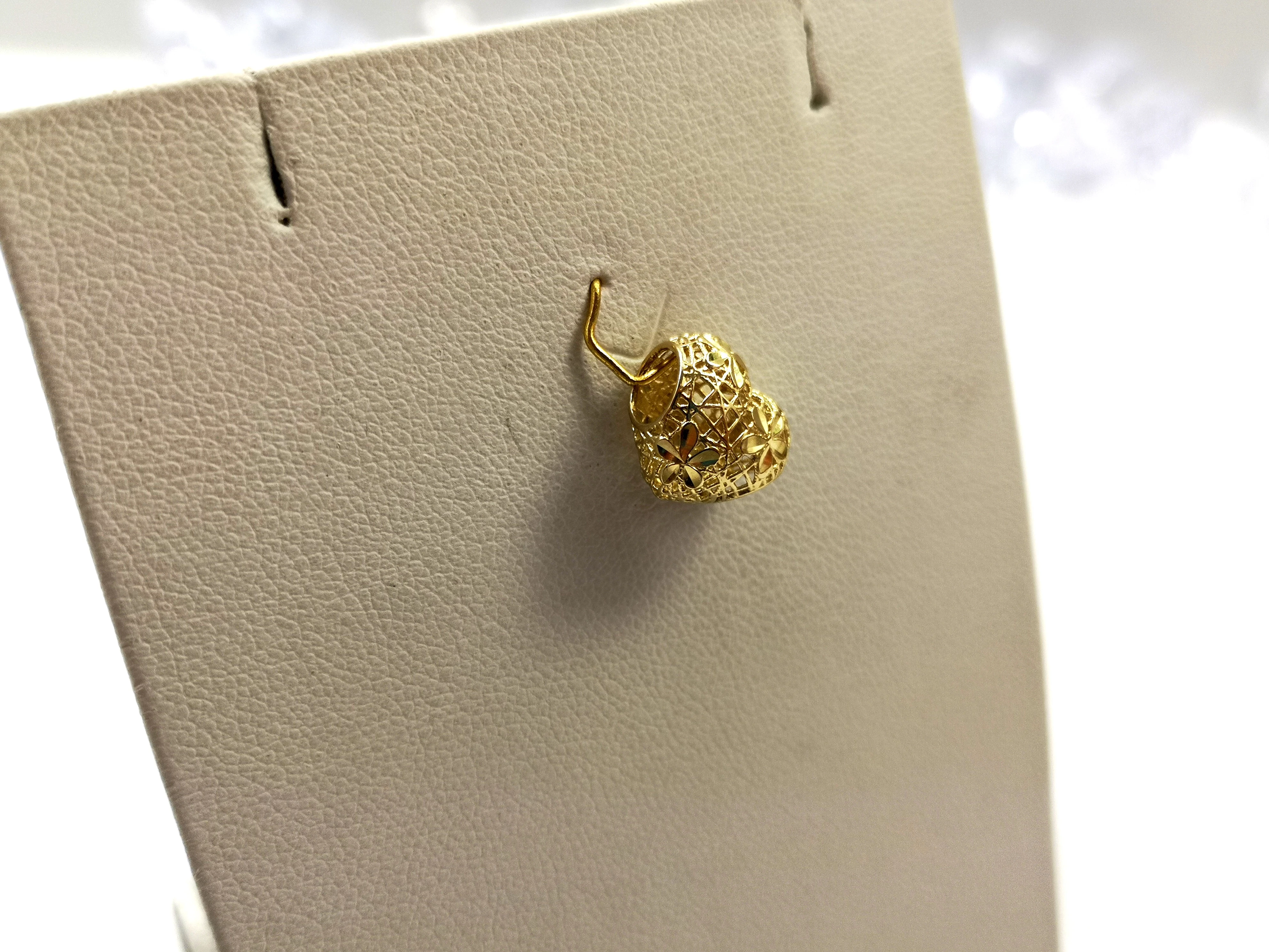 zlota-zawieszka-charms-serce-585-065g-stan-11323-2