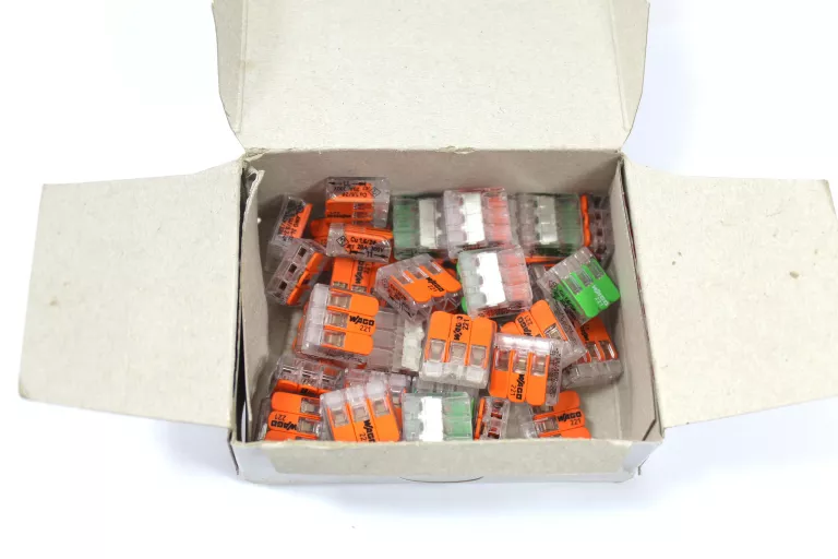 szybkozlaczki-wago-221-413-44-szt-ean-gtin-4050821808442