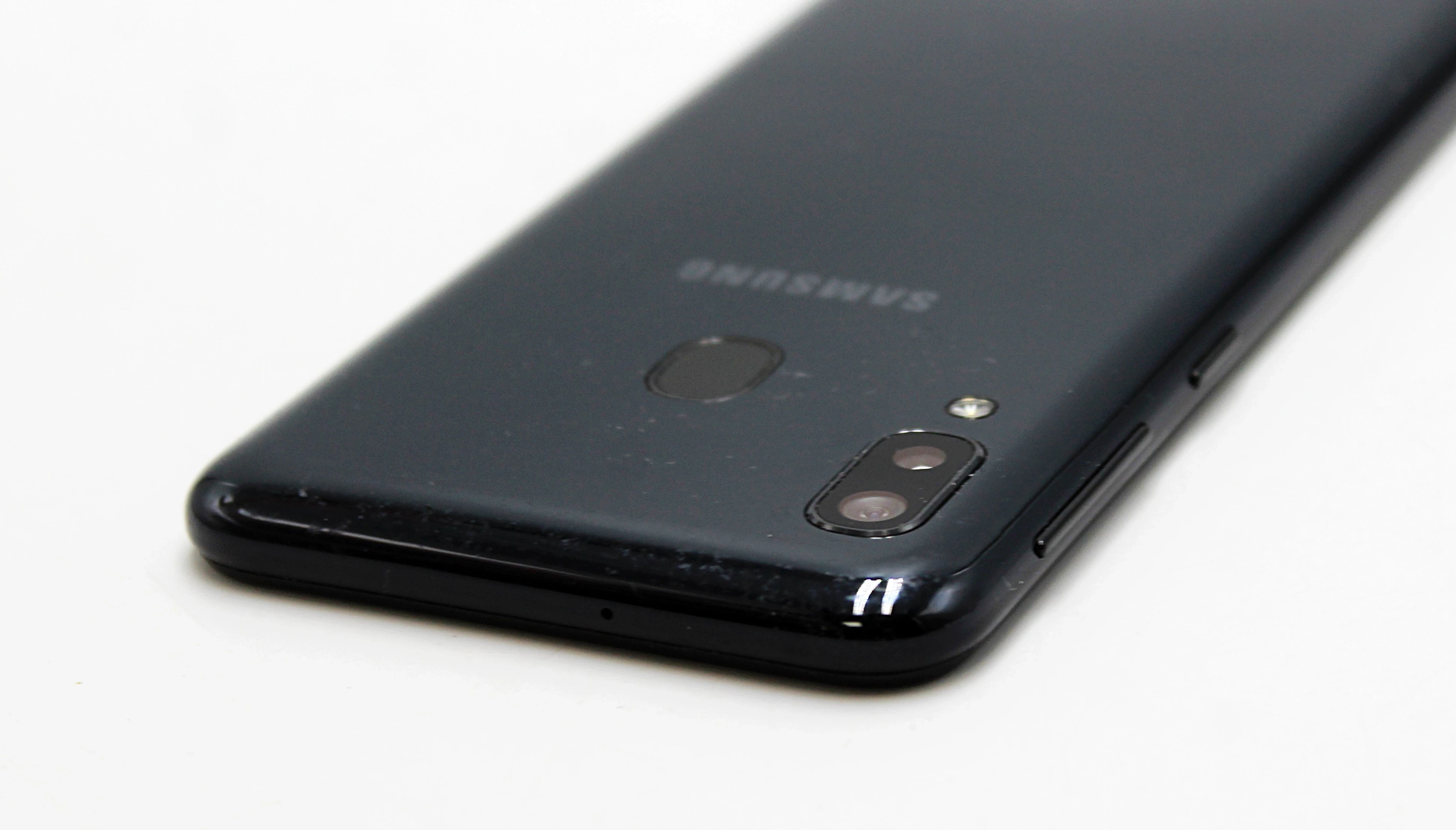 telefon-samsung-galaxy-a20e-332gb-58-czarny-sm-a202fds-typ-202685-212929