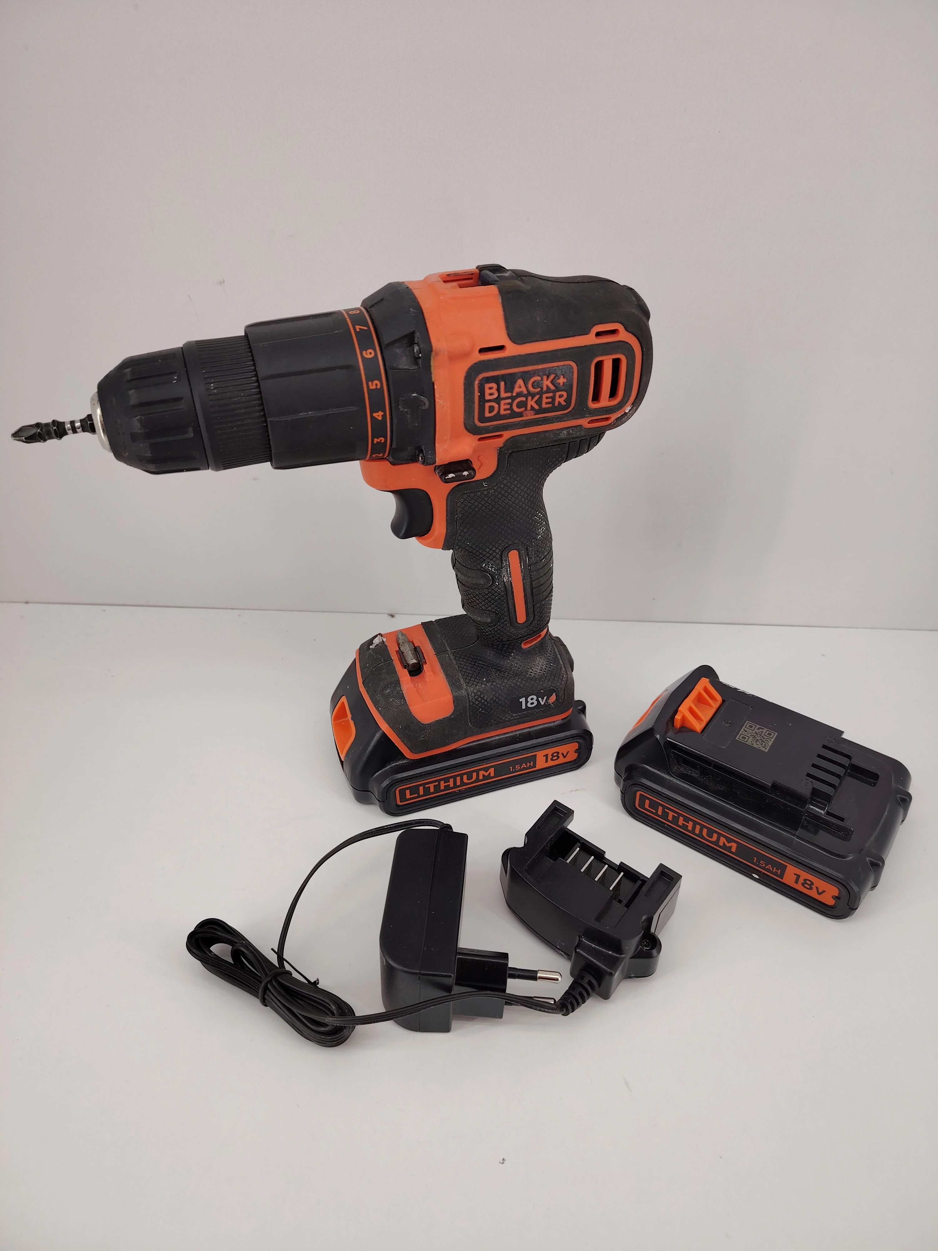 wkretarka-blackdecker-zasilanie-akumulatorowe-18-v-bcd700s1s-2-aku-lad-aleja-wolnosci-15b-czestochowa-sj