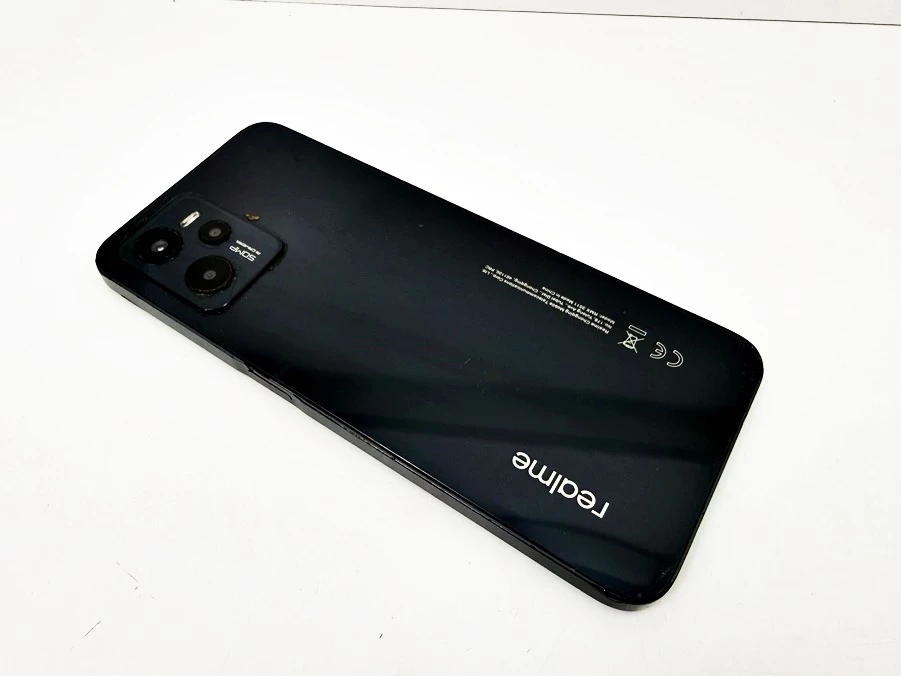 telefon-realme-c35-przekatna-ekranu-660