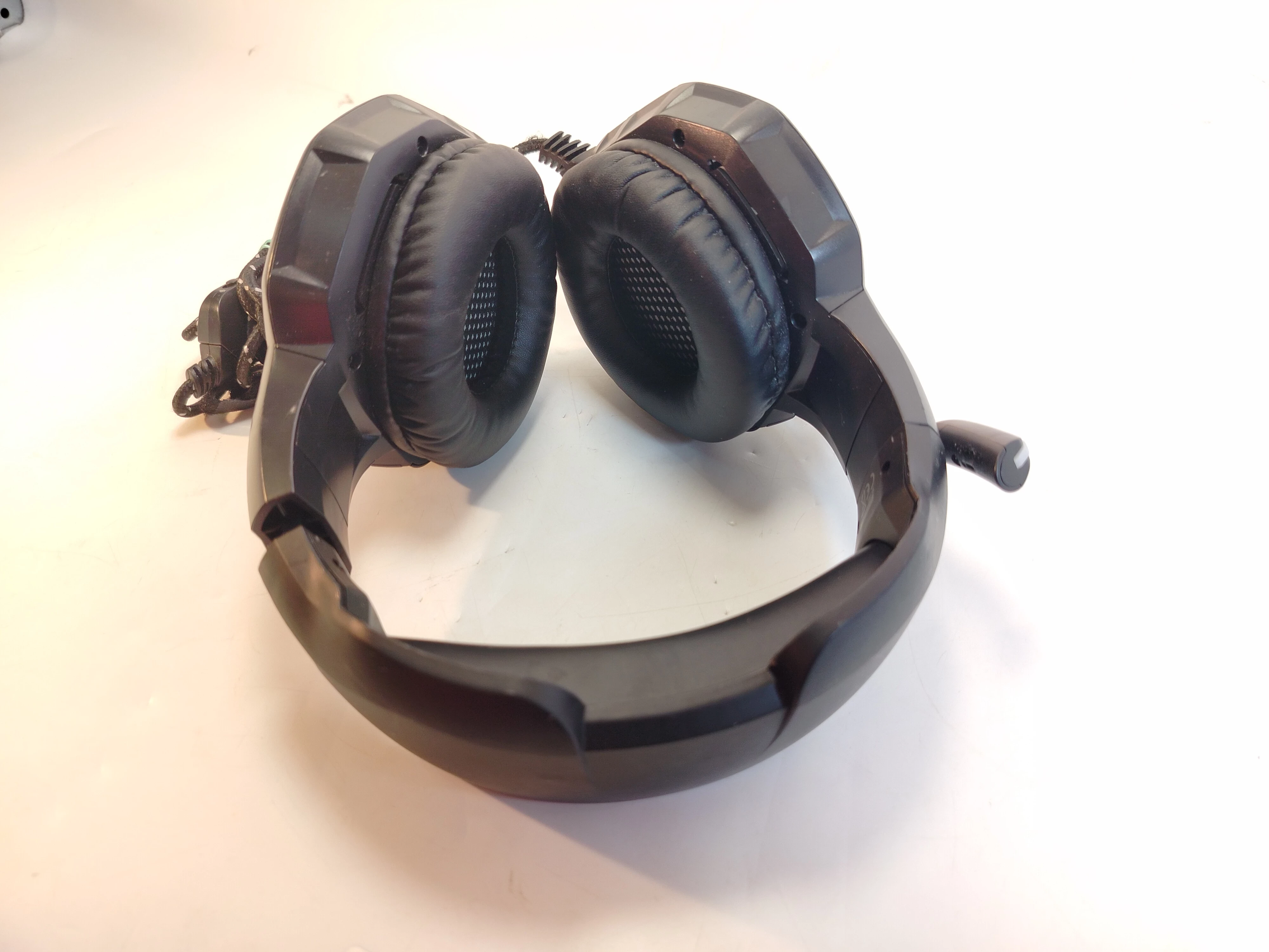 sluchawki-modecom-mc-859-volcano-kolor-dominujacy-129357-3