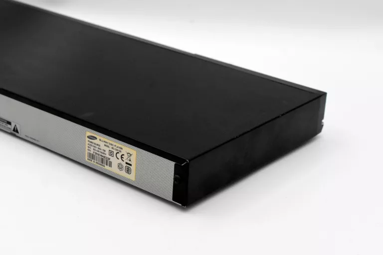 odtwarzacz-blu-ray-samsung-bd-d5100-pliot-zlacza-1440-16