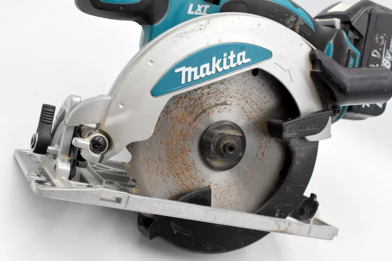 akumulatorowa-pilarka-tarczowa-makita-dss610-18v-165mm-30ah-kod-producenta-dss610z