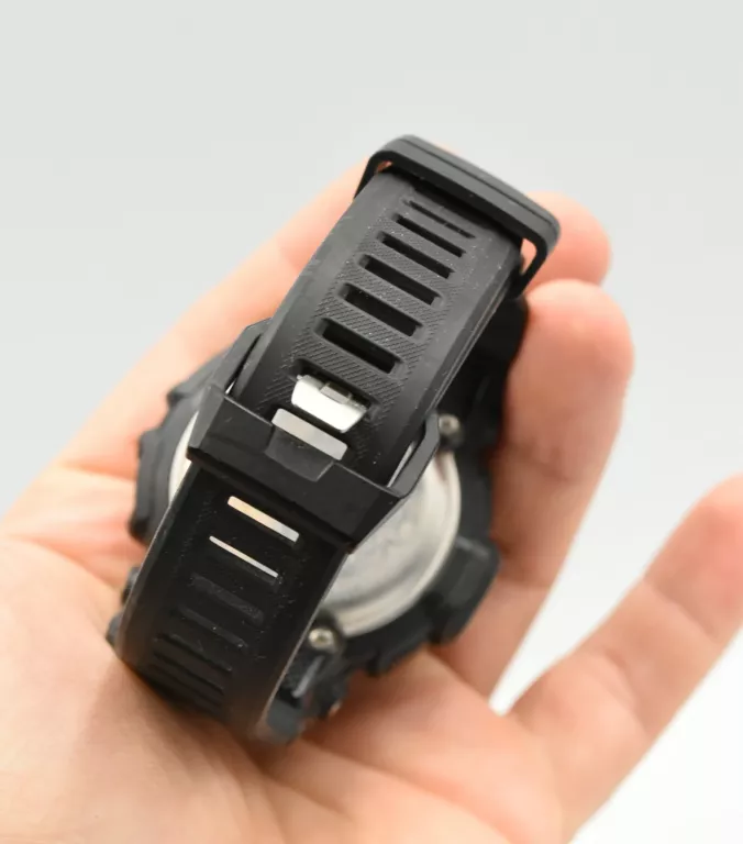 zegarek-meski-casio-g-shock-gba-900-1aer-g-squad-mechanizm-18738-1