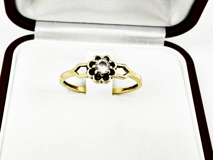 zloty-pierscionek-p585-kwiatek-z-cyrkonia-rozmiar-16-waga-128-stan-11323-2