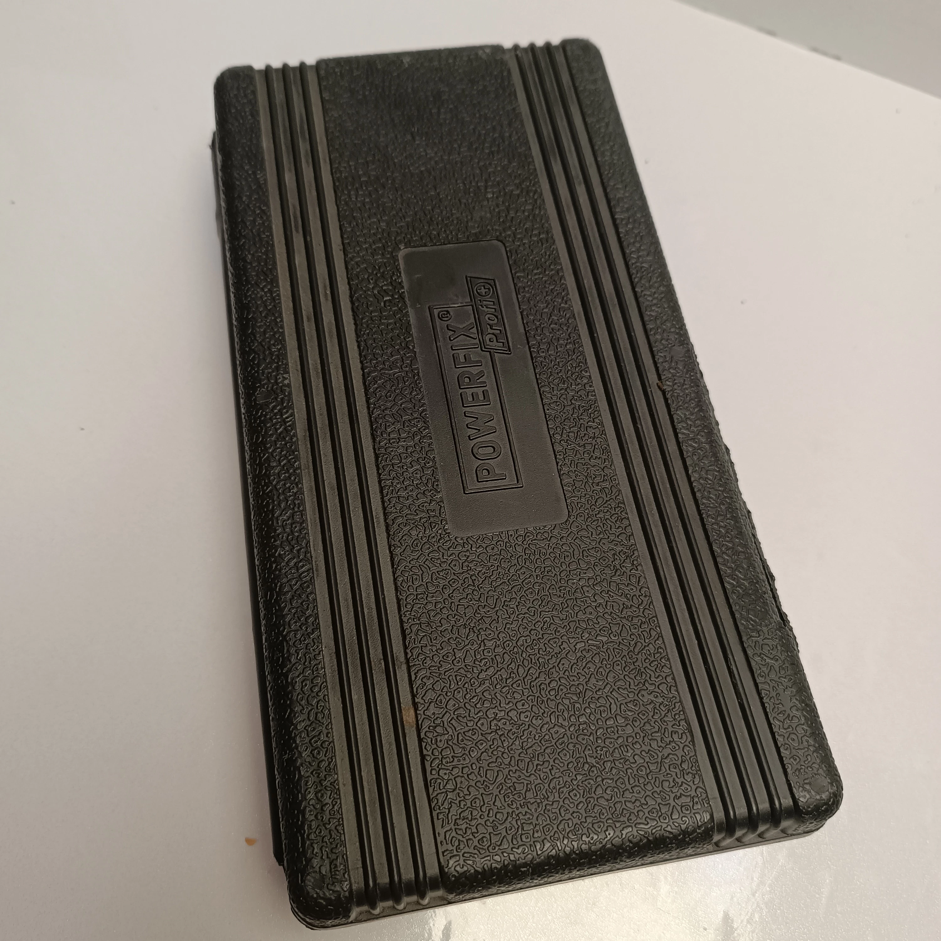 zestwa-kluczy-nasadkowych-z-grzechotka-waga-produktu-z-opakowaniem-jednostkowym-2000