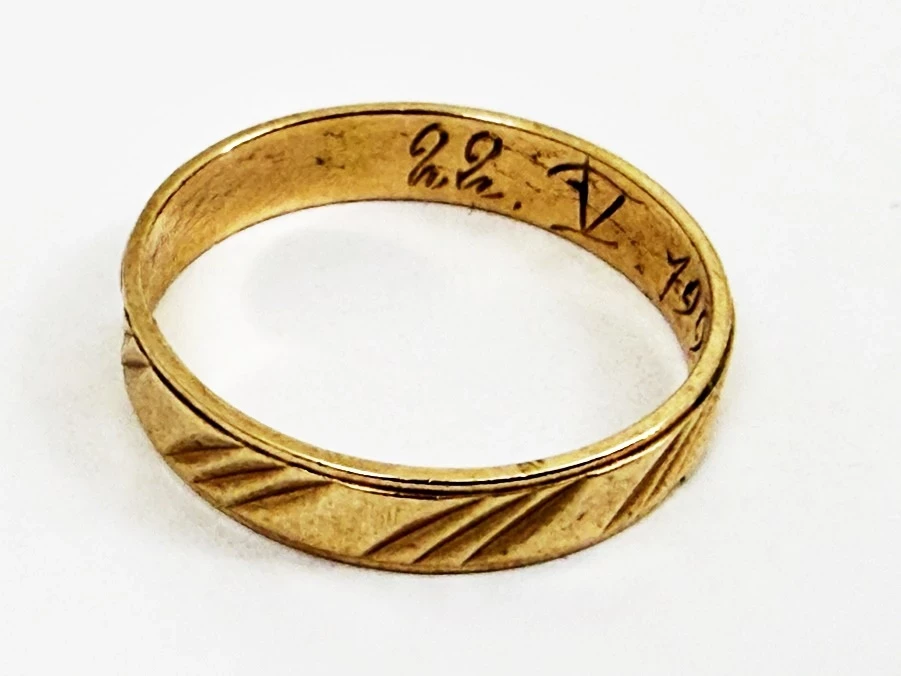 zlota-obraczka-p585-rozmiar-25-waga-367-krzywoustego-324-wroclaw