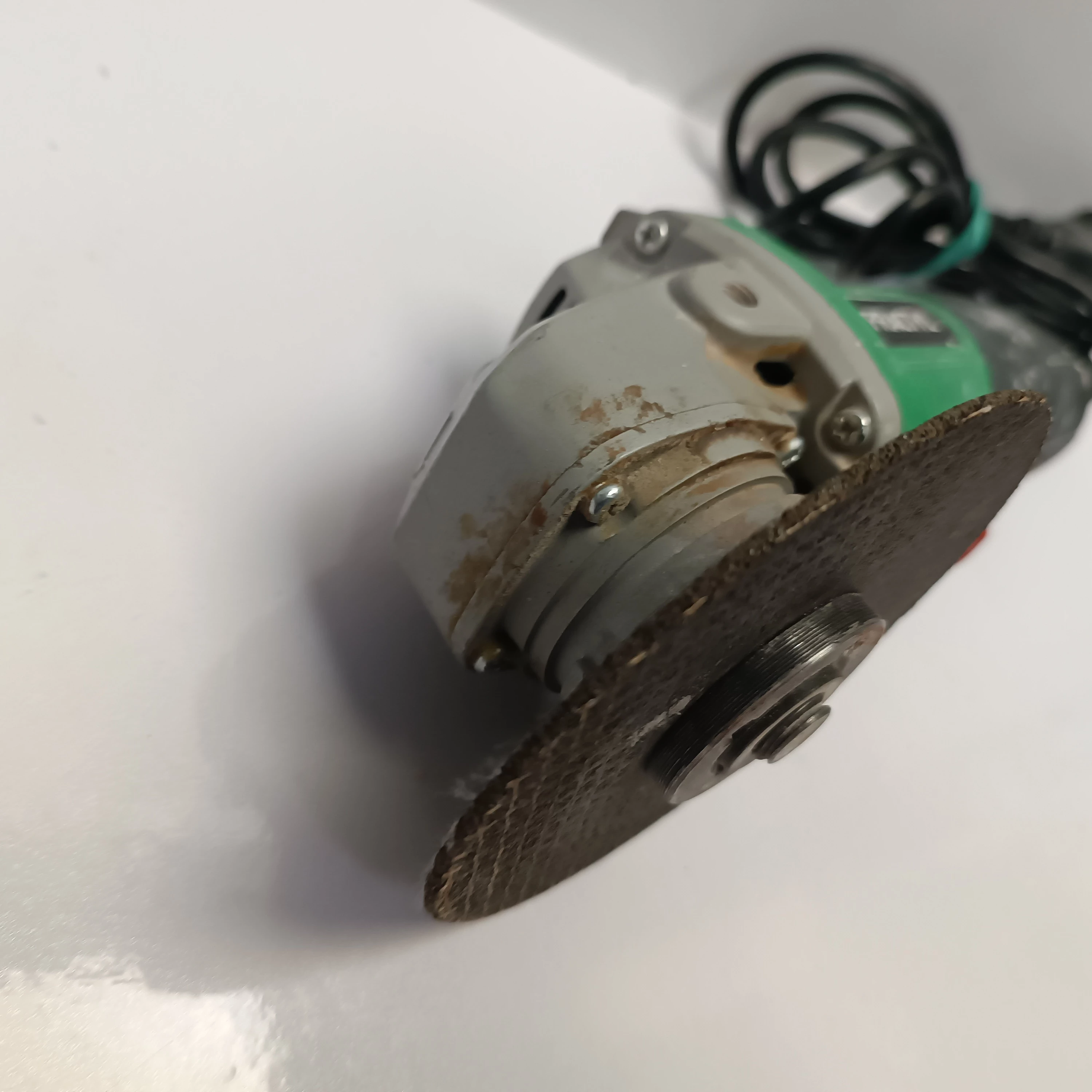 szlifierka-katowa-przewodowa-practyl-500w-115-mm-500pag1-rodzaj-zasilania-128529-2