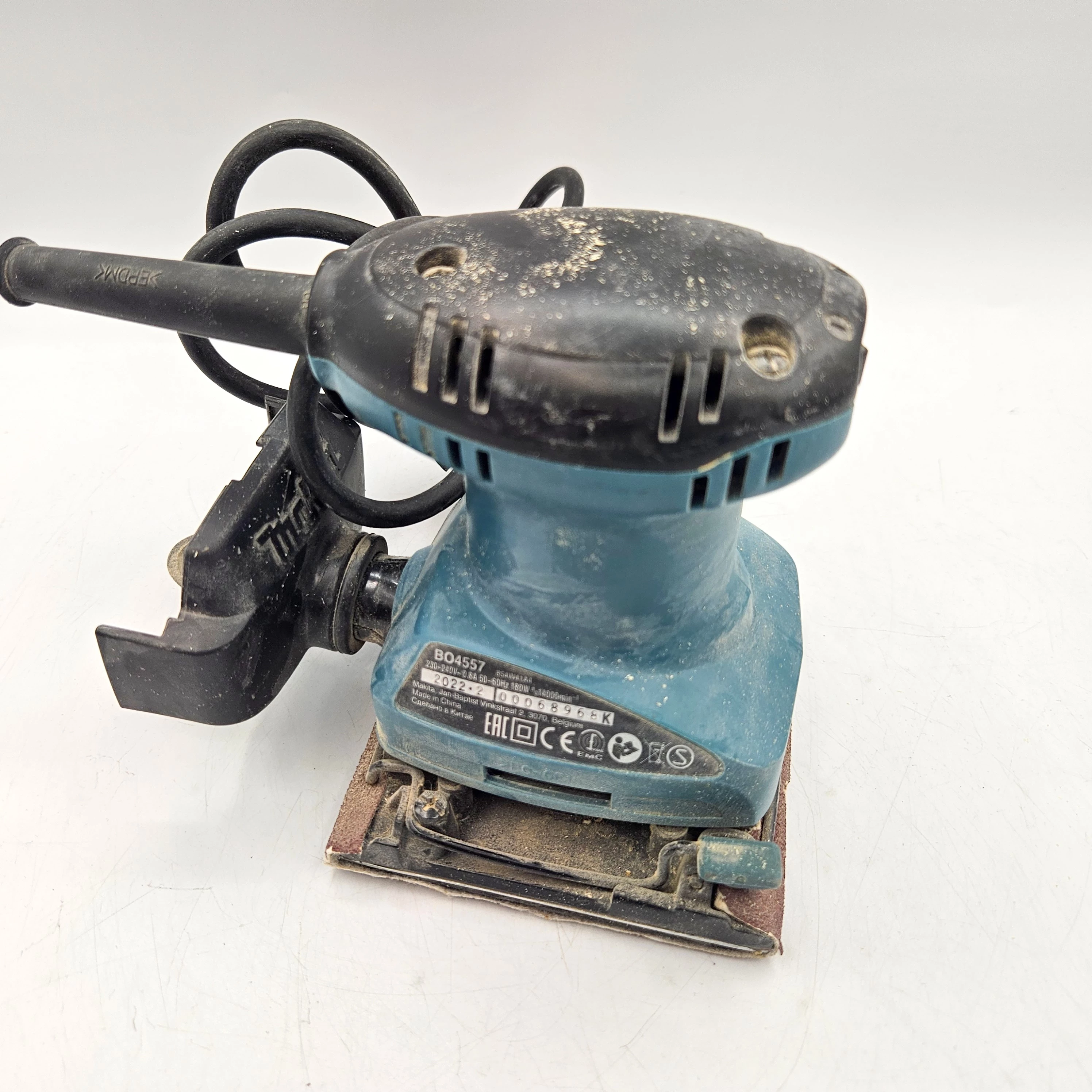 makita-szlifierka-oscylacyjna-180w-bo4557-stan-11323-2