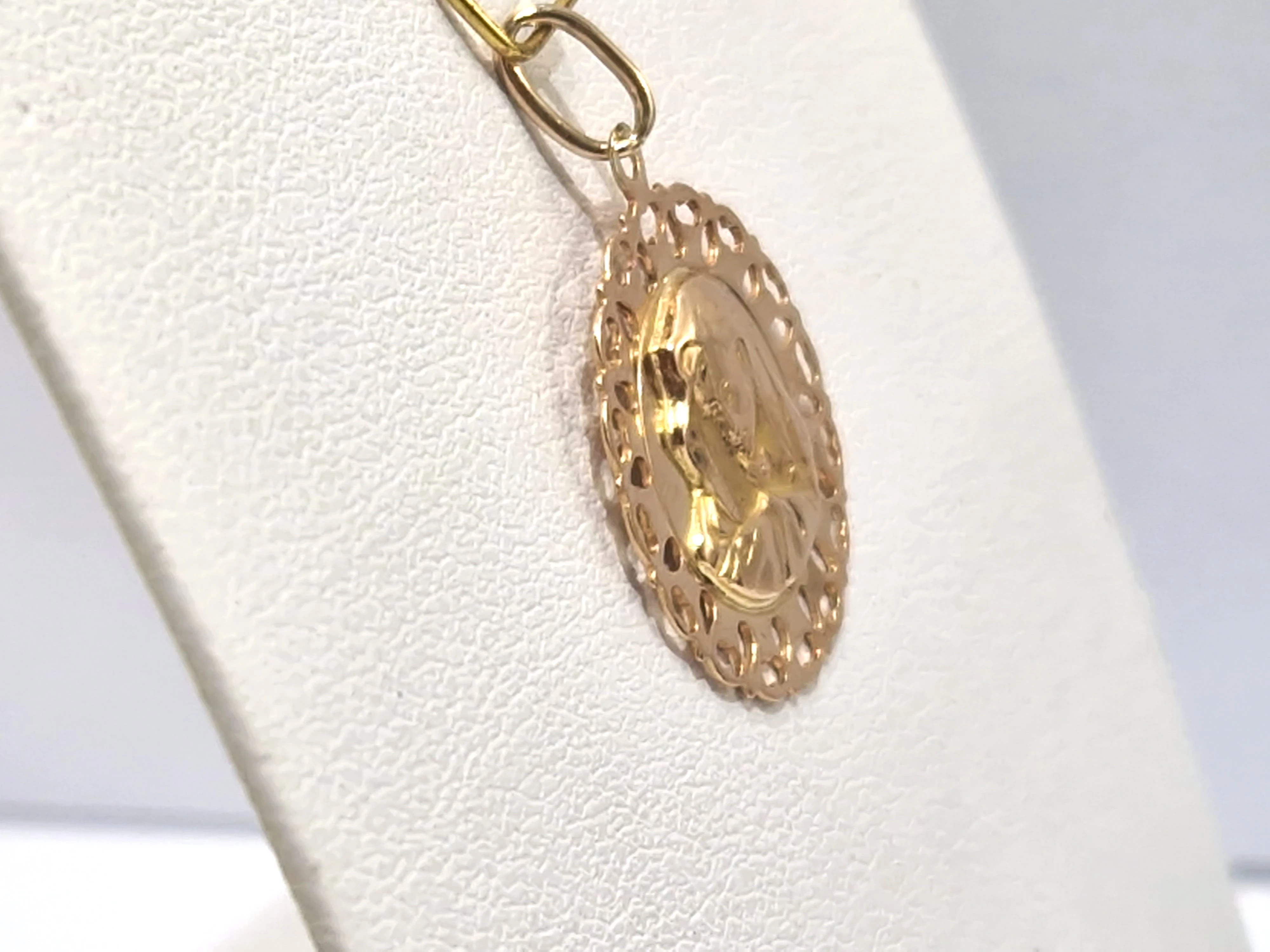 zlota-zawieszka-medalik-p750-156g-ean-gtin-5900025215791