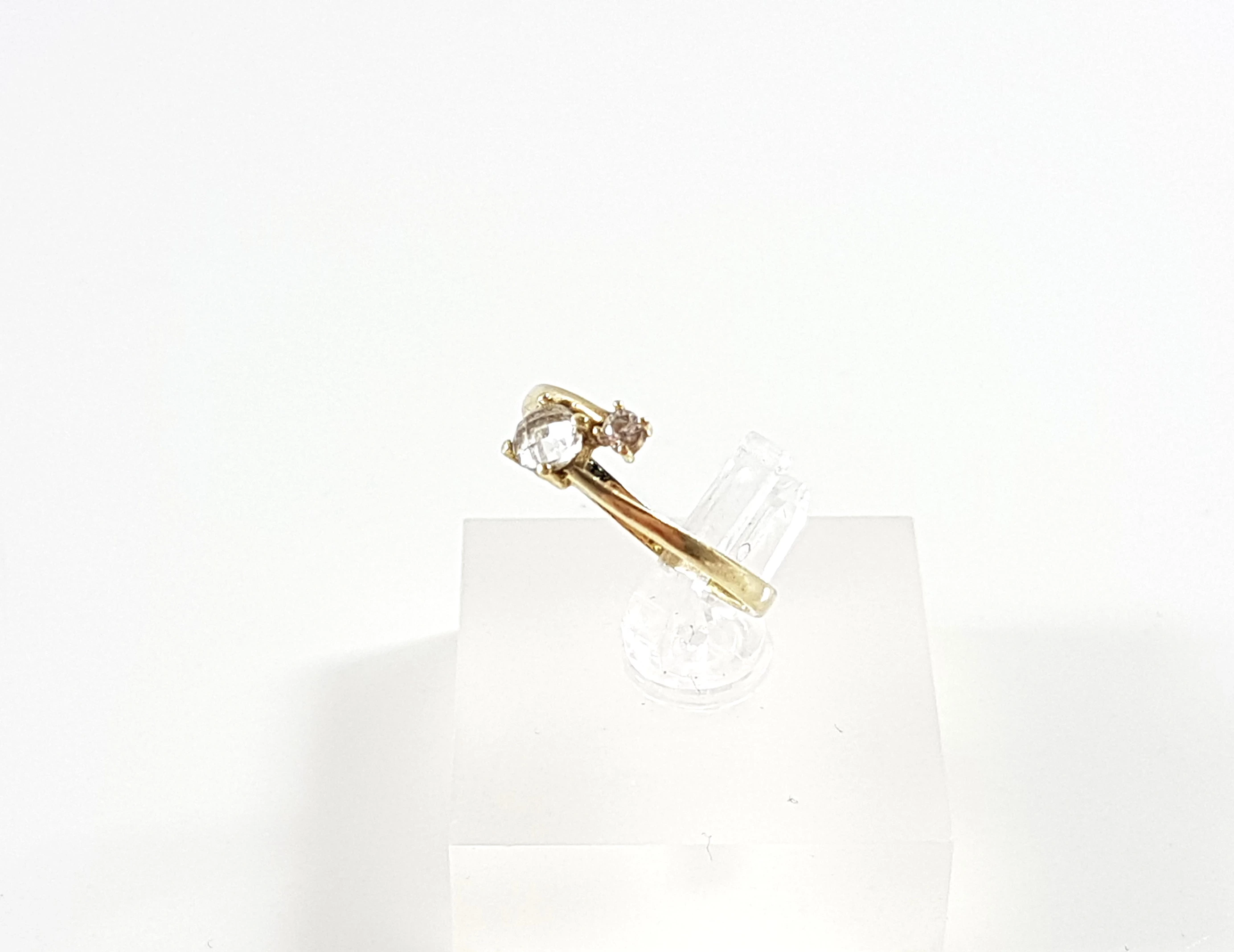 zloty-pierscionek-z-cyrkonia-333-121g-roz-12-kamien-17088-524288