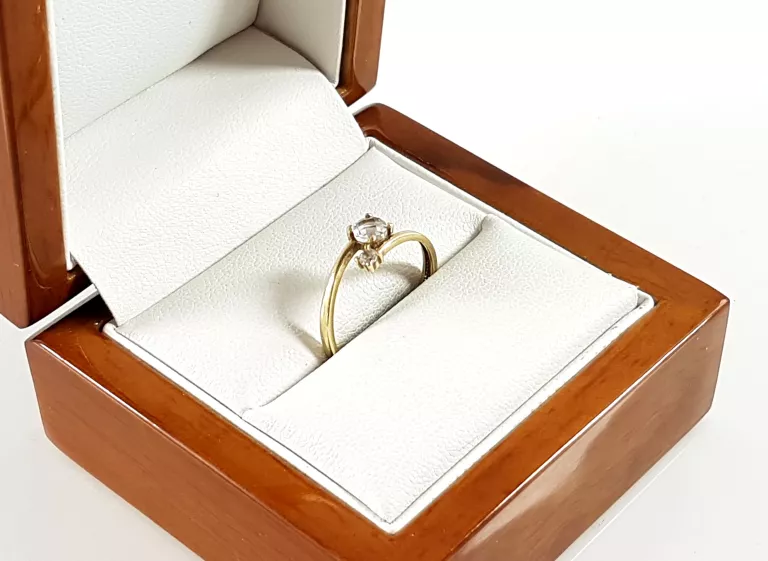 zloty-pierscionek-z-cyrkonia-333-121g-roz-12-polna-28-poznan-ska-x