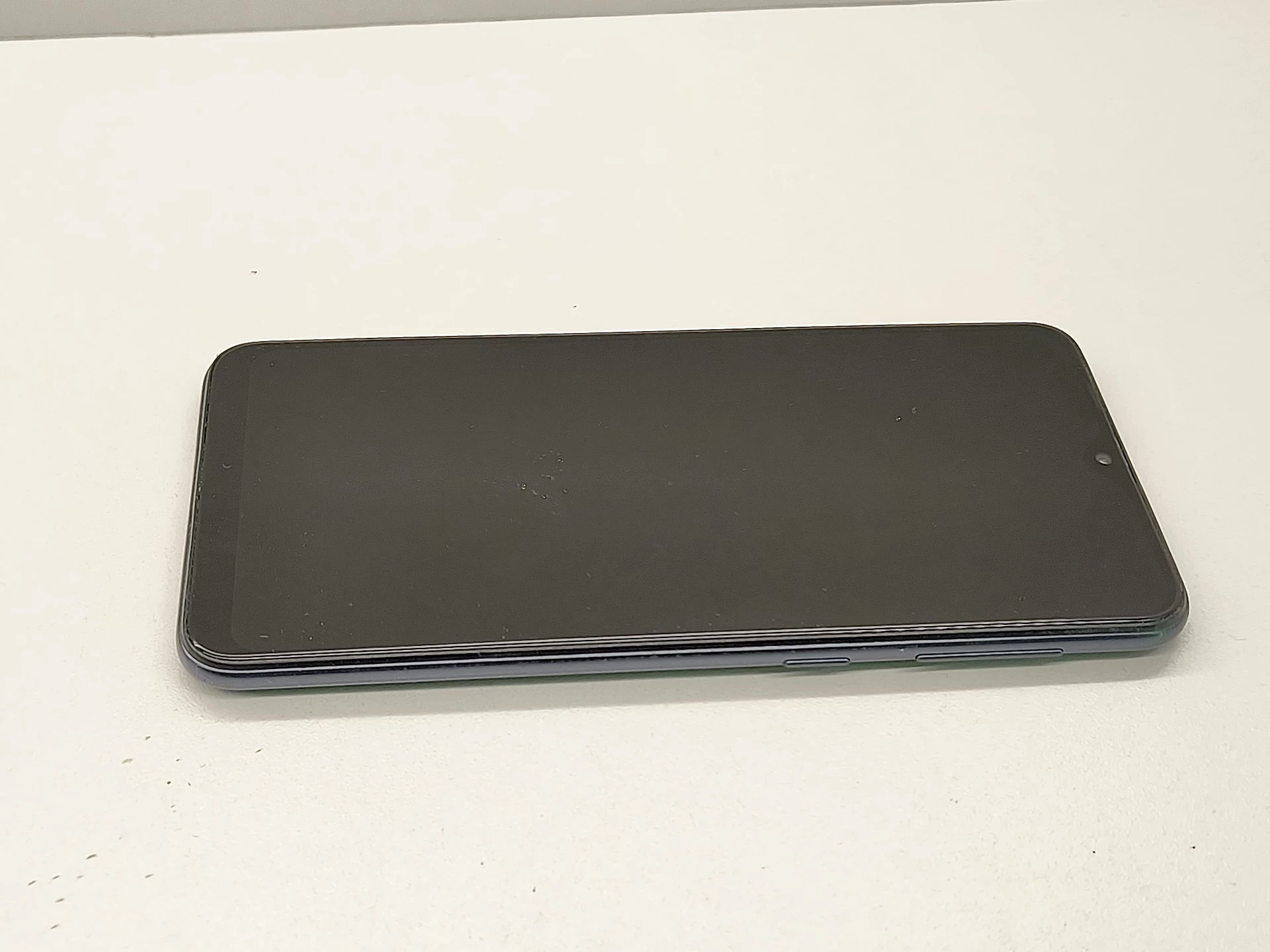 telefon-samsung-galaxy-a10-232-gb-przekatna-ekranu-620