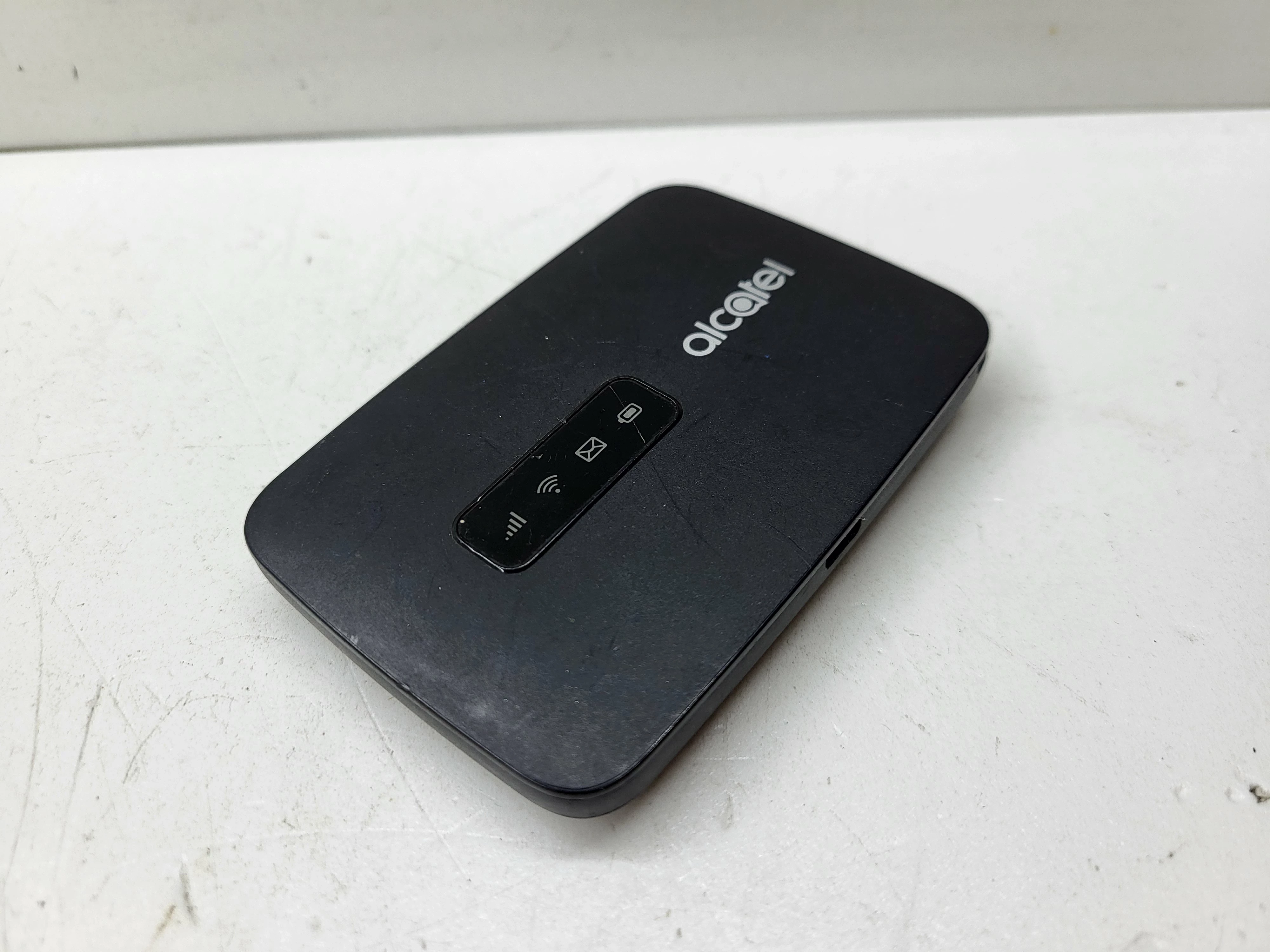 router-mobilny-alcatel-mw40v-stan-11323-2