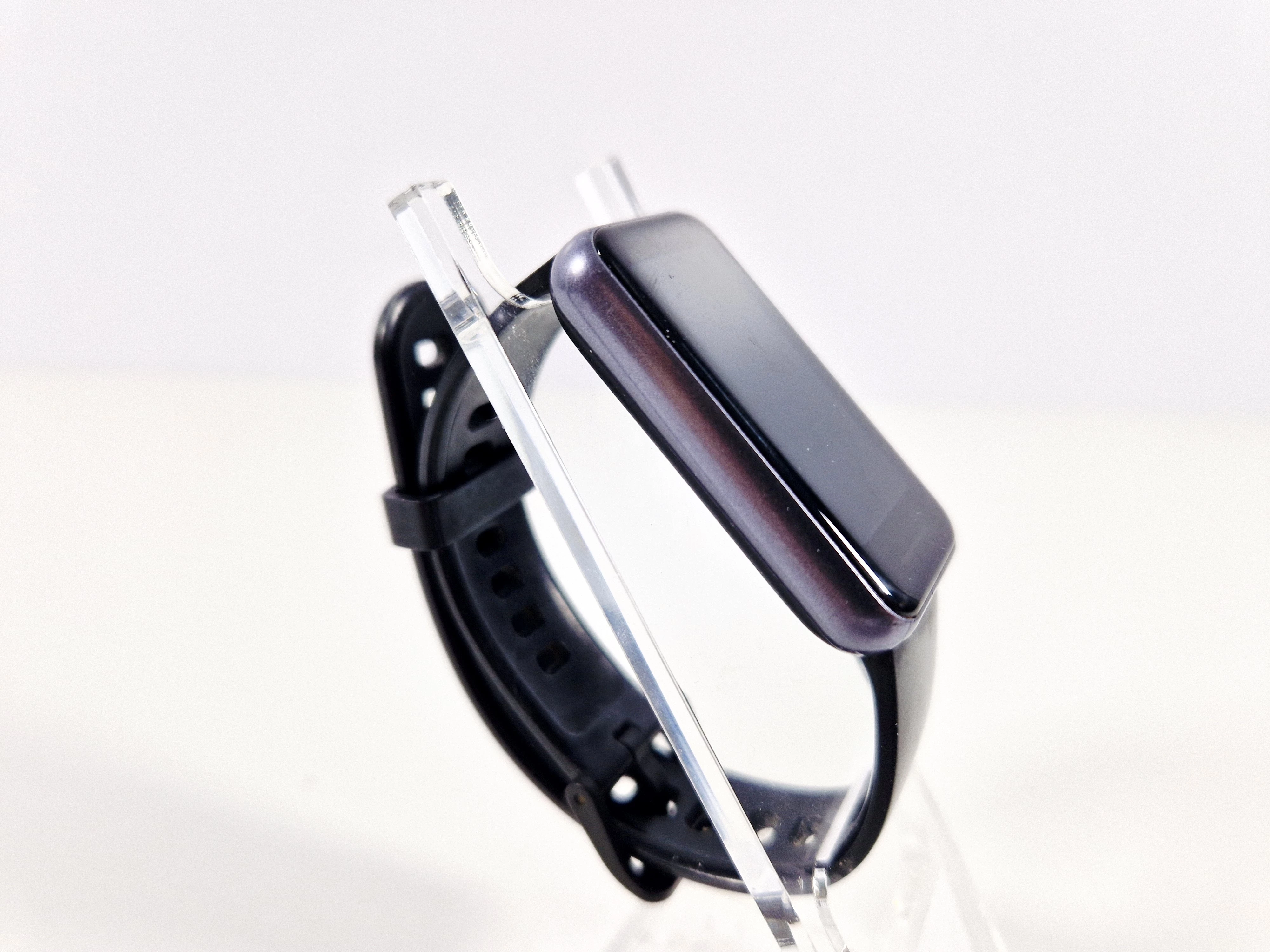 smartwatch-realme-band-2-stan-11323-2