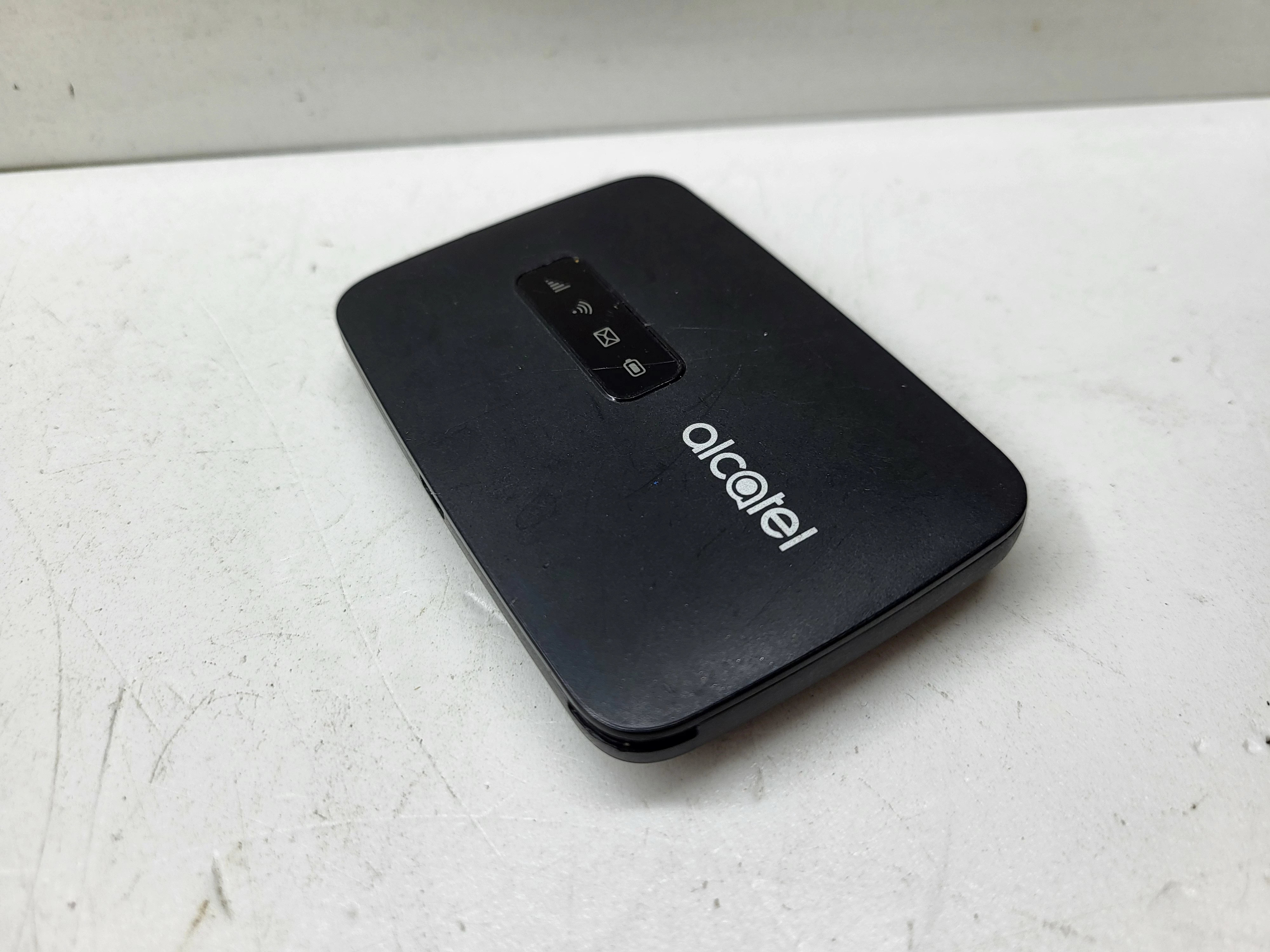 router-mobilny-alcatel-mw40v-producent-248914-1986218