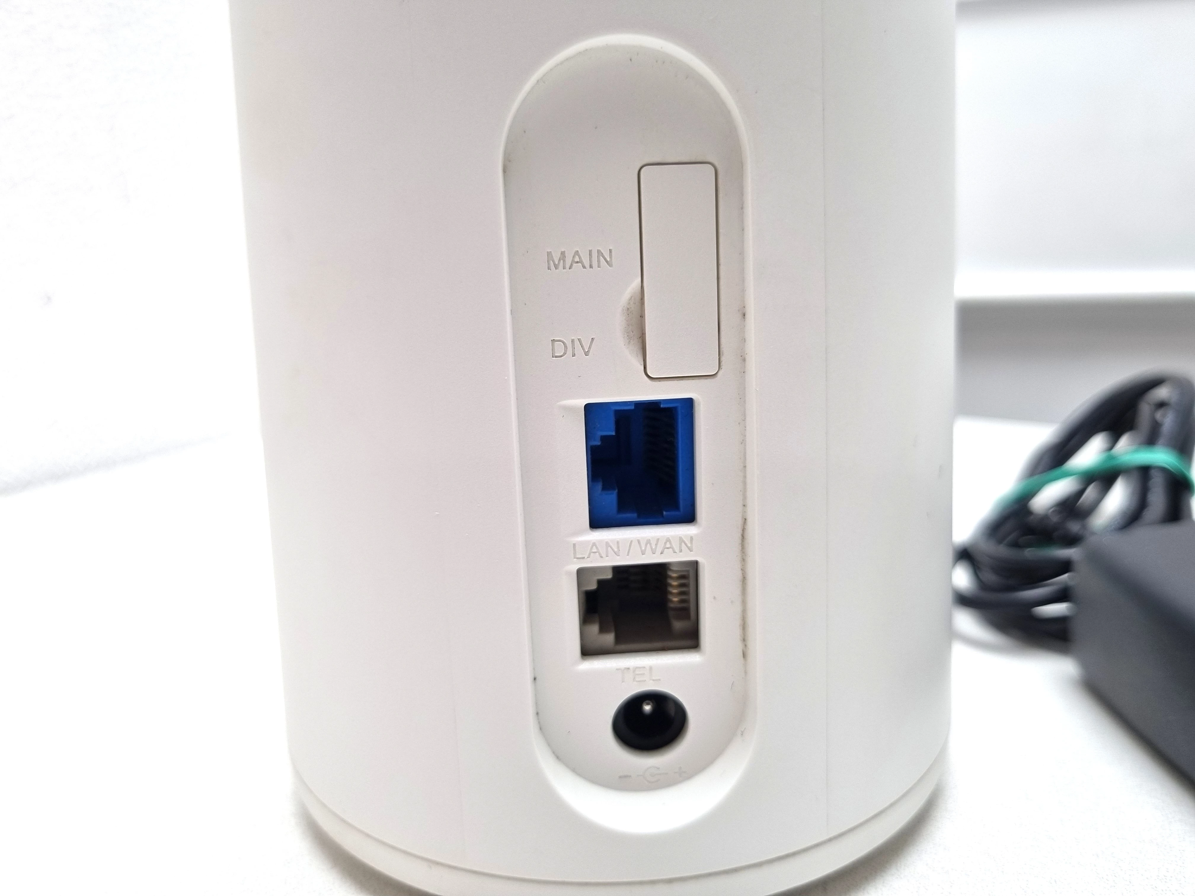 router-huawei-b528-zasilacz-wbudowany-modem-227329-320377