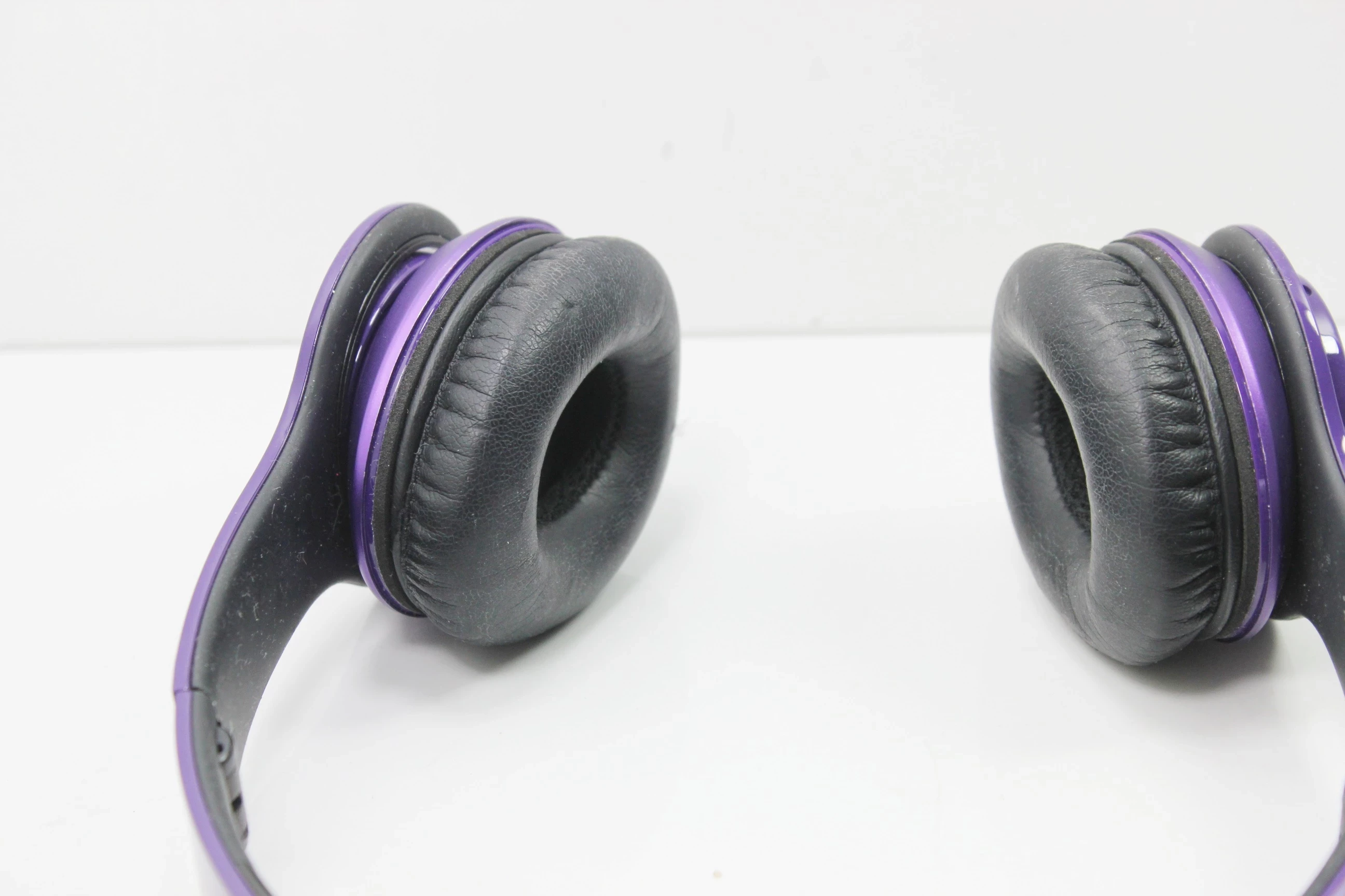 sluchawki-beats-by-dr-dre-solo-hd-stan-11323-2