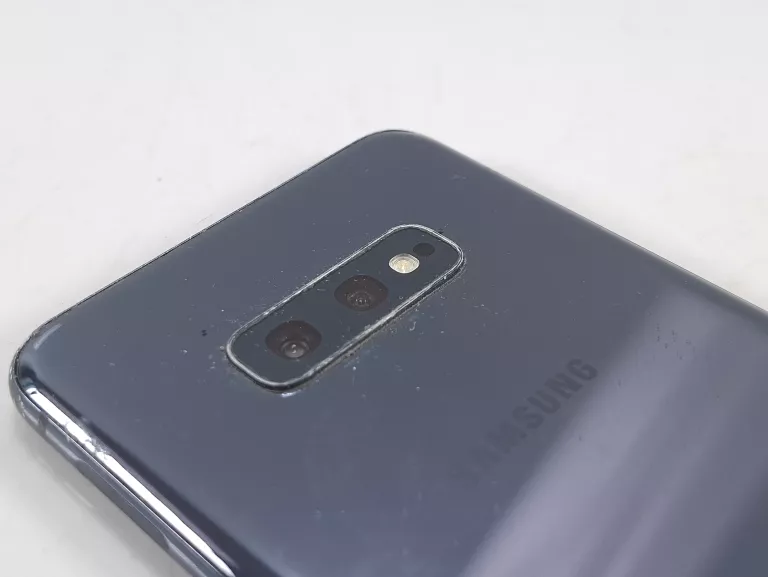 telefon-samsung-galaxy-s10e-128gb-4g-lte-wbudowana-pamiec-202869-214189