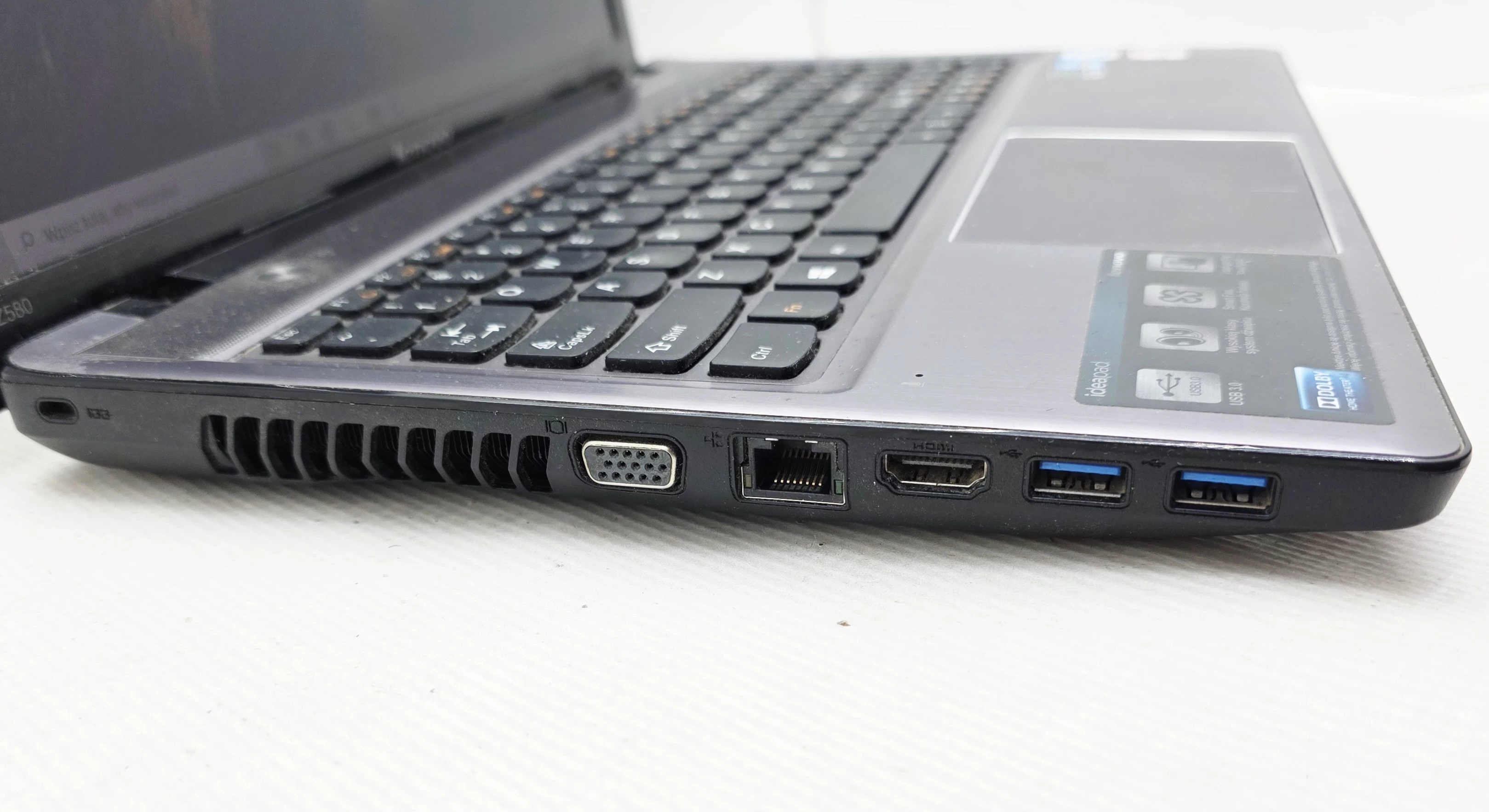 aptop-lenovo-ideapad-z580-win-10-4gb1tb-hddi5-3-gengt-635m-przekatna-ekranu-156