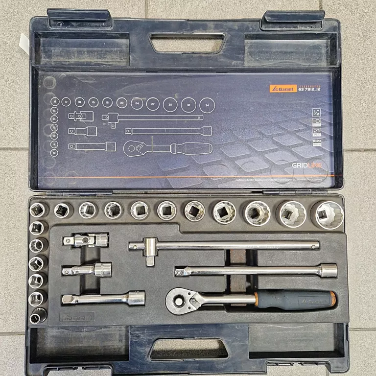 garant-zestaw-kluczy-nasadowych-12-czterokatnych-23-el-trzebnicka-561c-wroclaw-gracja