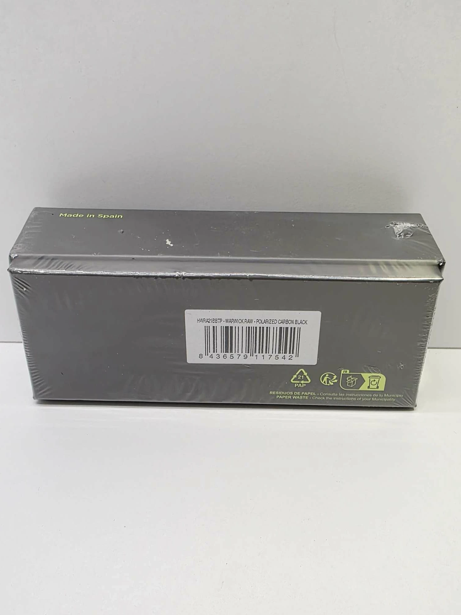 hawkers-okulary-przeciwsloneczne-carbon-black-dark-one-8436553678557-fason-4526-3