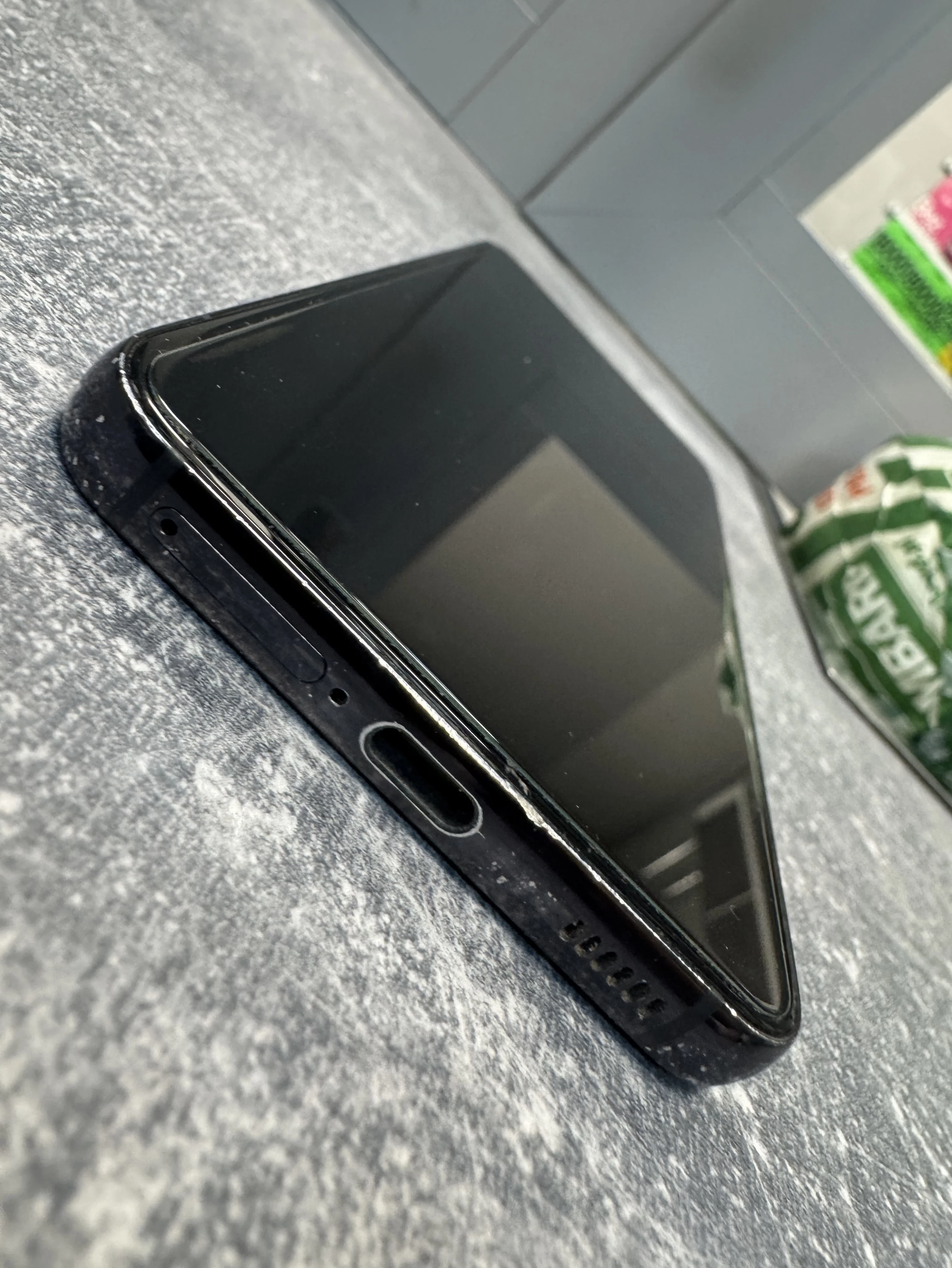 telefon-samsung-galaxy-s22-sam-8128-gb-pamiec-ram-202865-214113