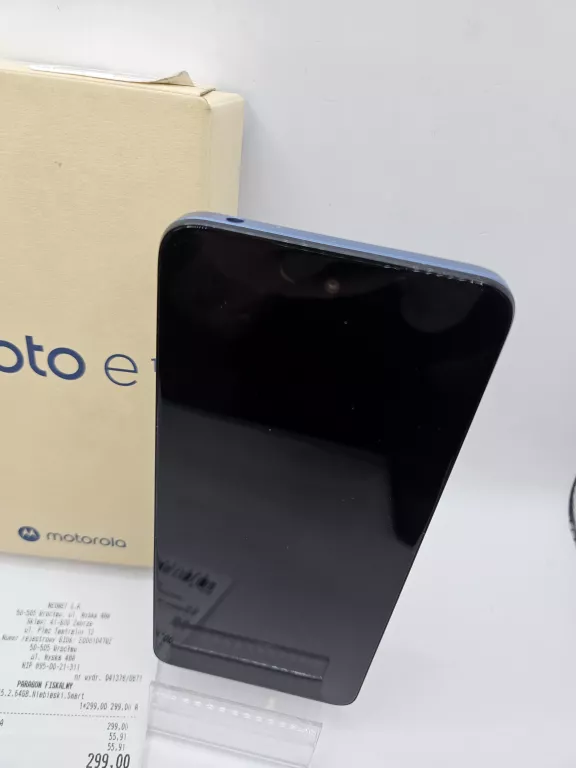 telefon-motorola-e15-264-gb-pud-para-gon-kod-producenta-pb6s0005pl