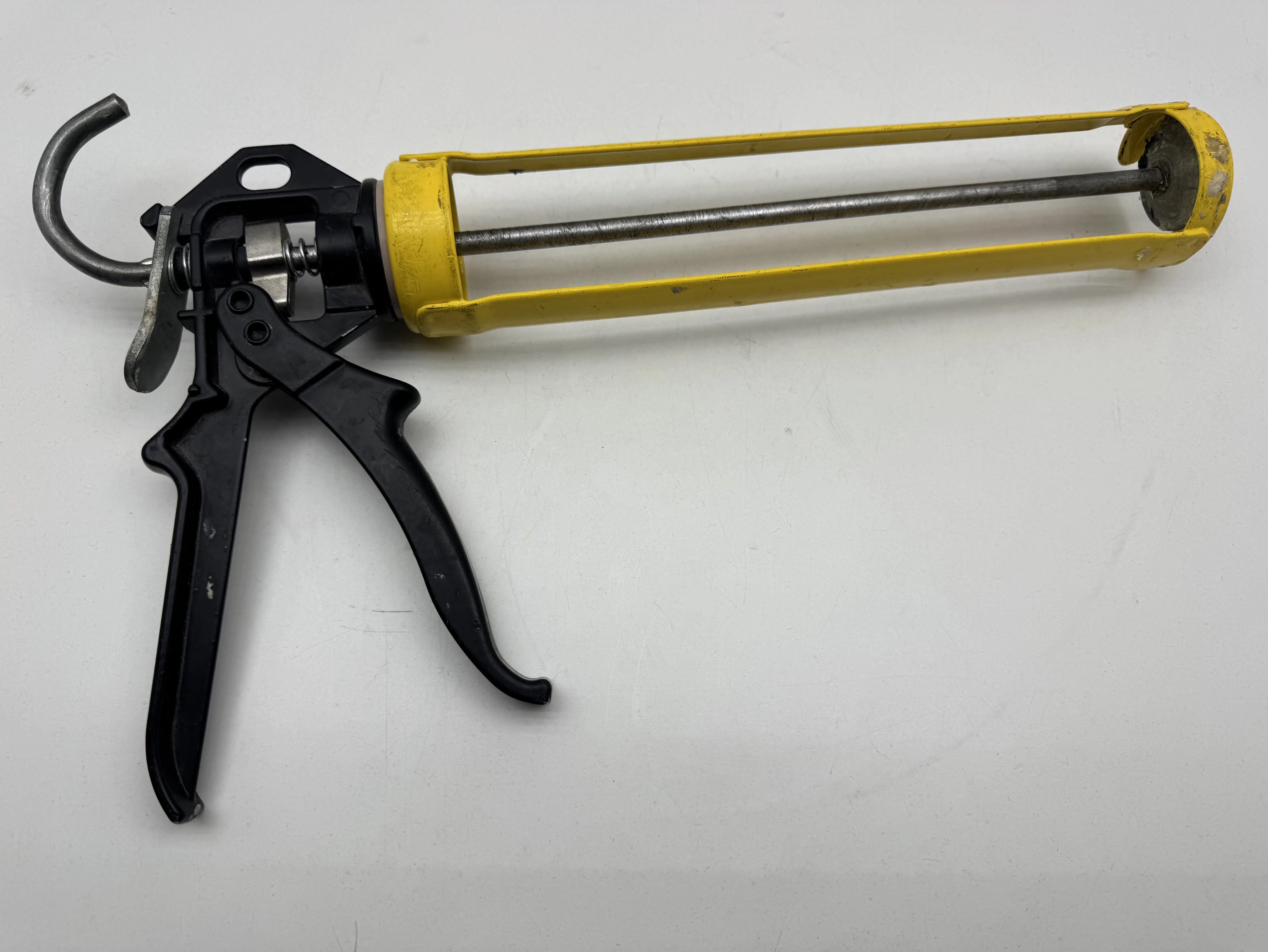 pistolet-do-silikonu-diall-ean-gtin-3663602820963