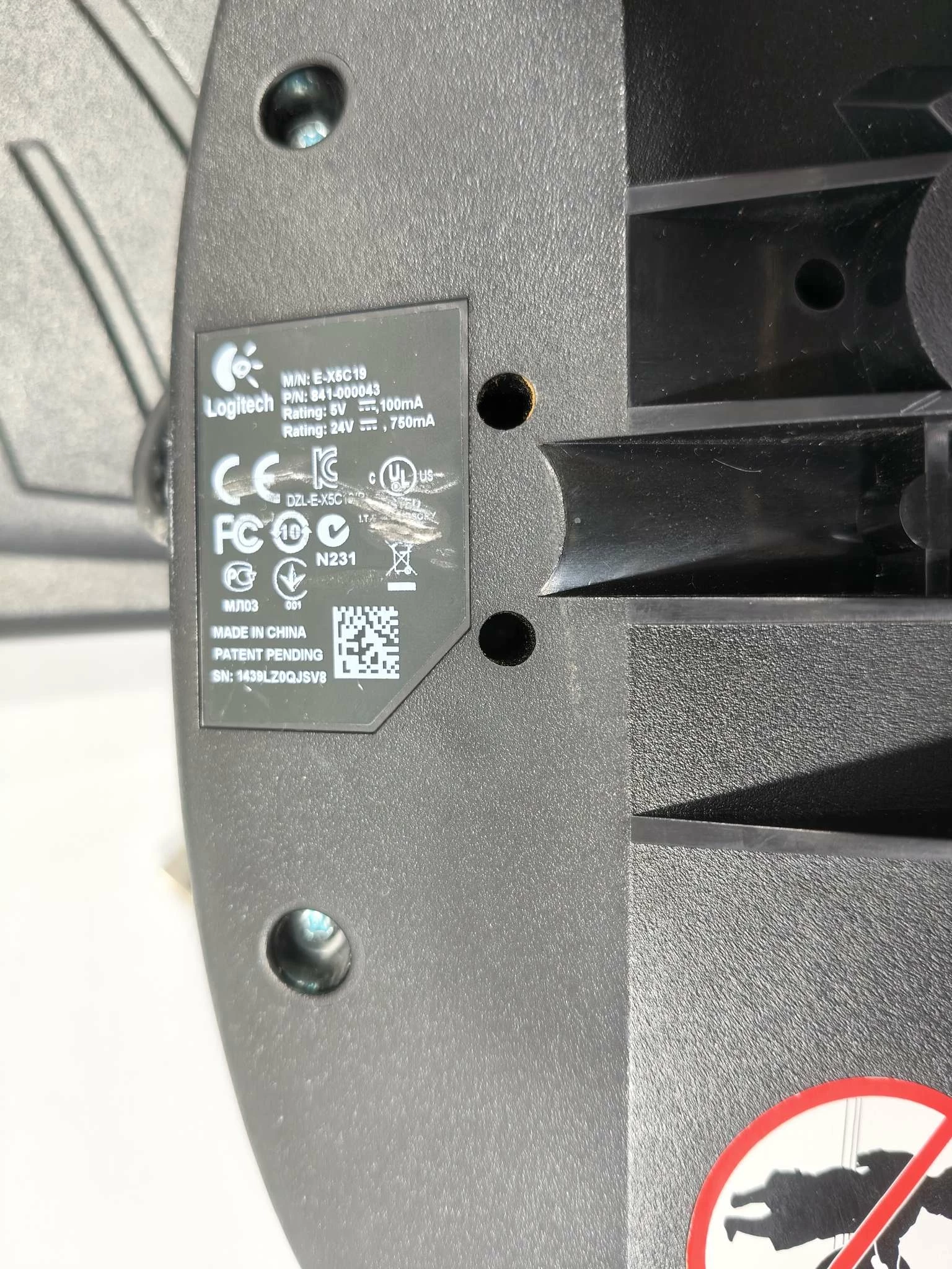 logitech-driving-force-e-x5c19-waga-produktu-z-opakowaniem-jednostkowym-7400