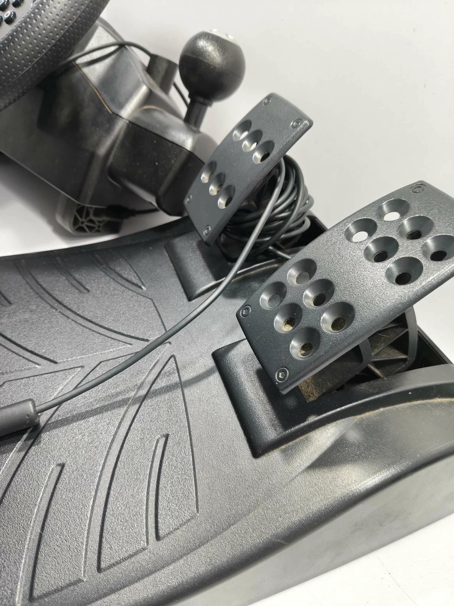 logitech-driving-force-e-x5c19-kod-producenta-941-000020