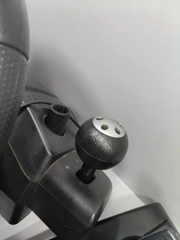 logitech-driving-force-e-x5c19-model-driving-force-gt