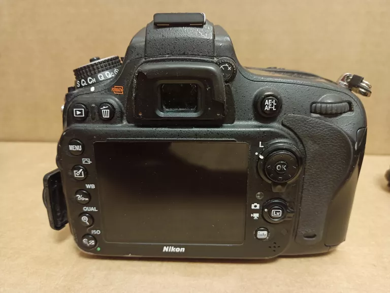 lustrzanka-nikon-d610-obiektyw-nikon-24-120mm-nikon-70-210mmw-pudelku-rozmiar-matrycy-206882-228766